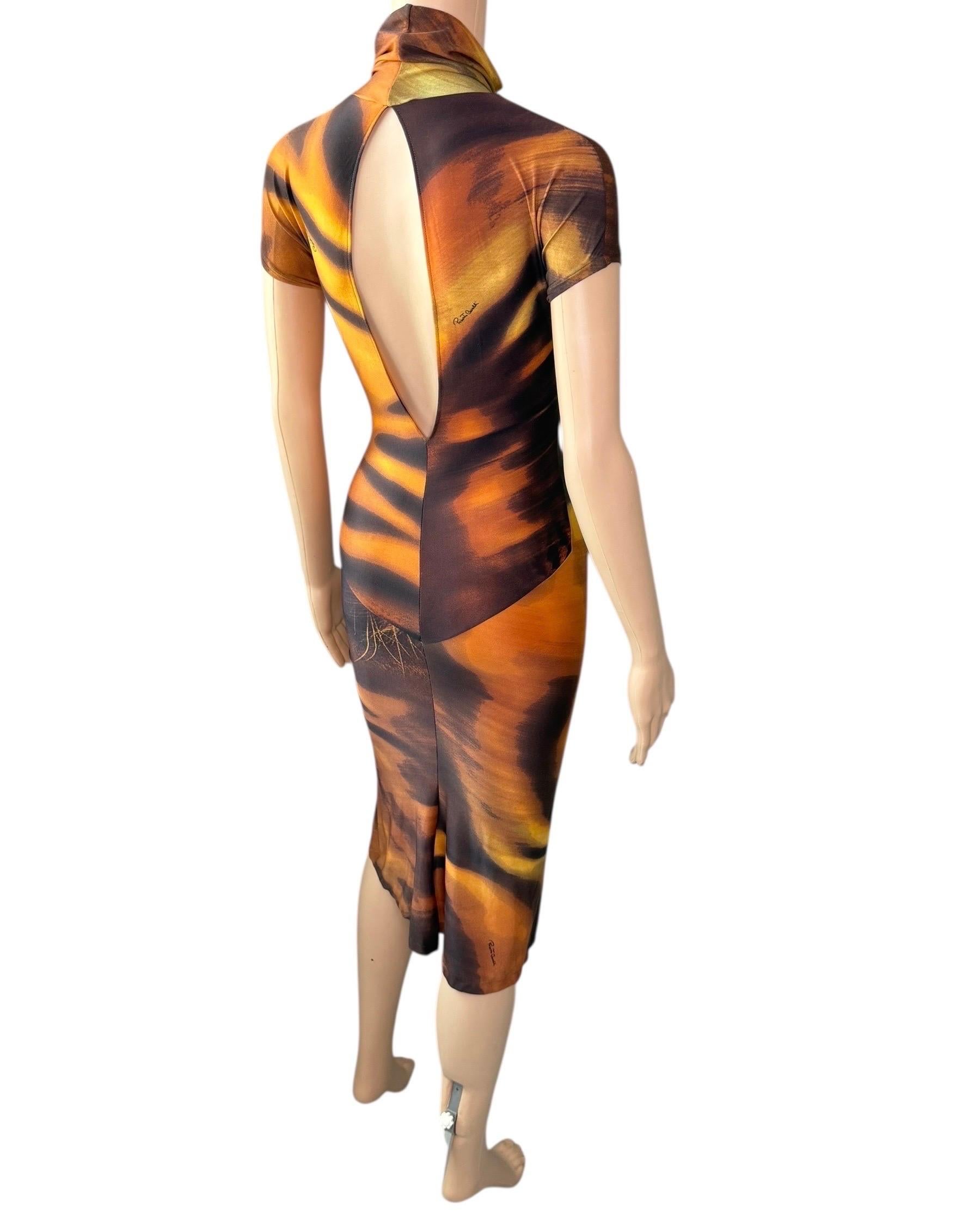 Roberto Cavalli F/S 2000 Rollkragenpullover mit Ausschnitt und Tiger-Tierdruck und Midikleid mit Ausschnitt im Angebot 6