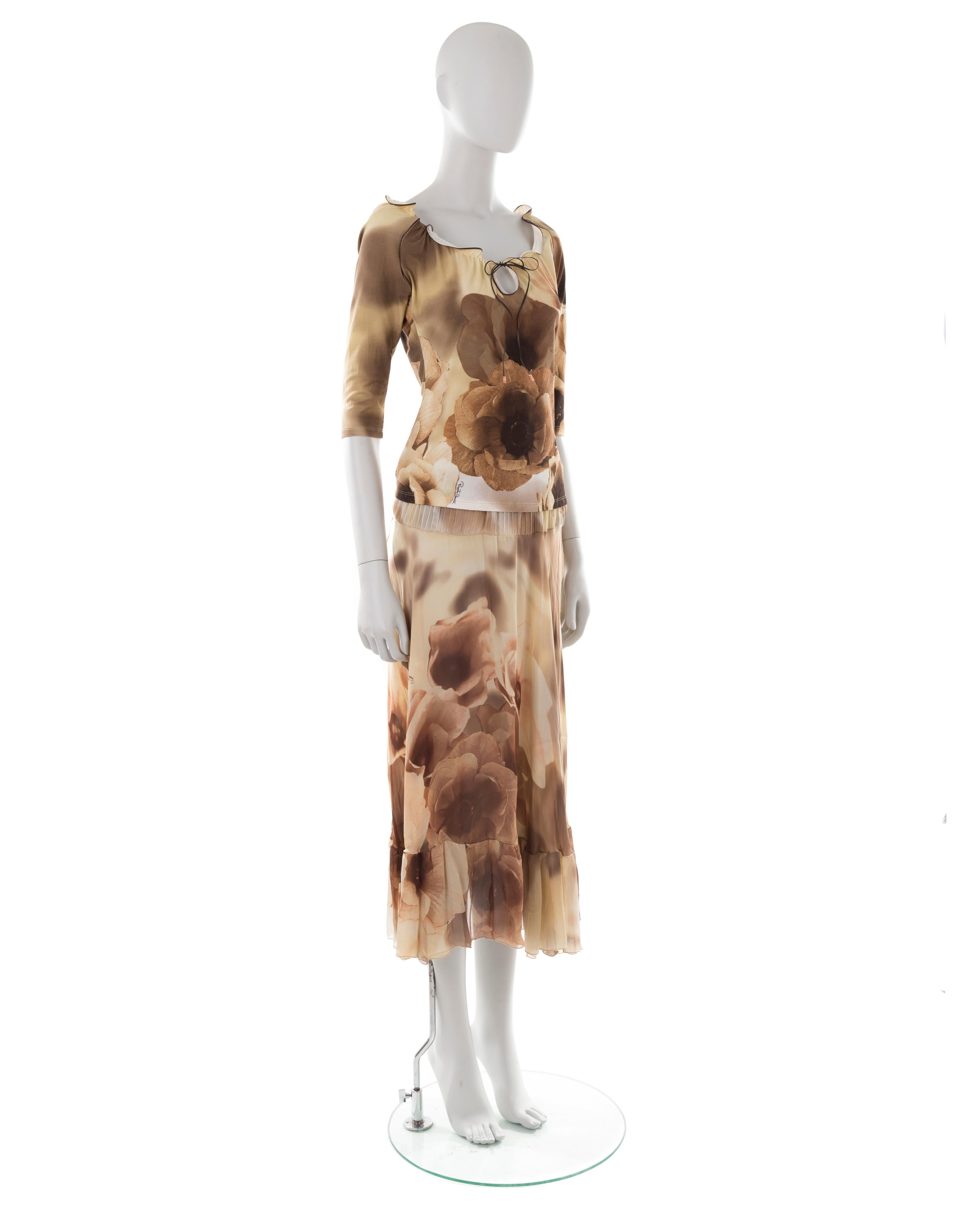 Roberto Cavalli S/S 2002 cream and brown tulip print top and skirt set In Excellent Condition For Sale In Rome, IT