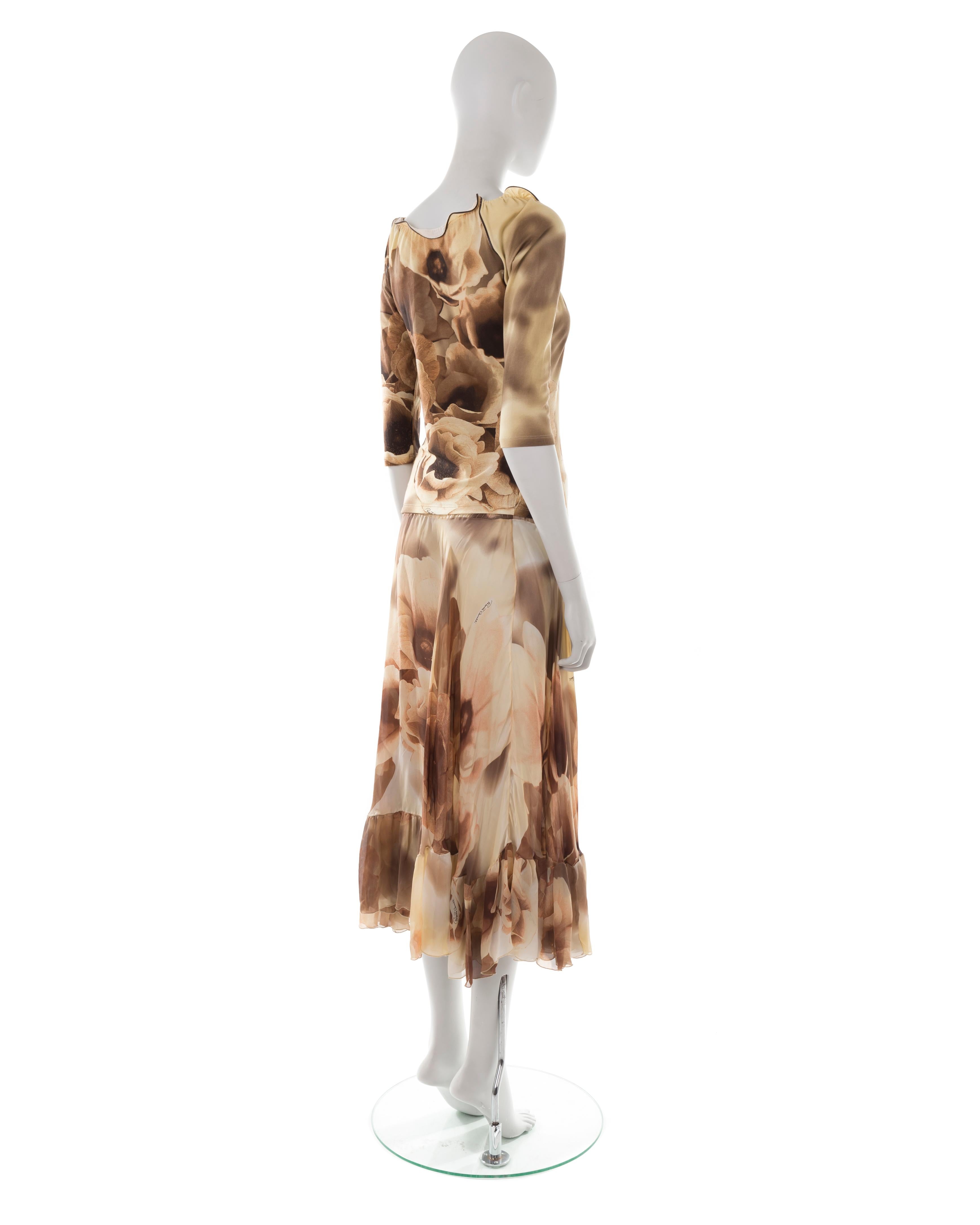 Roberto Cavalli S/S 2002 cream and brown tulip print top and skirt set For Sale 1