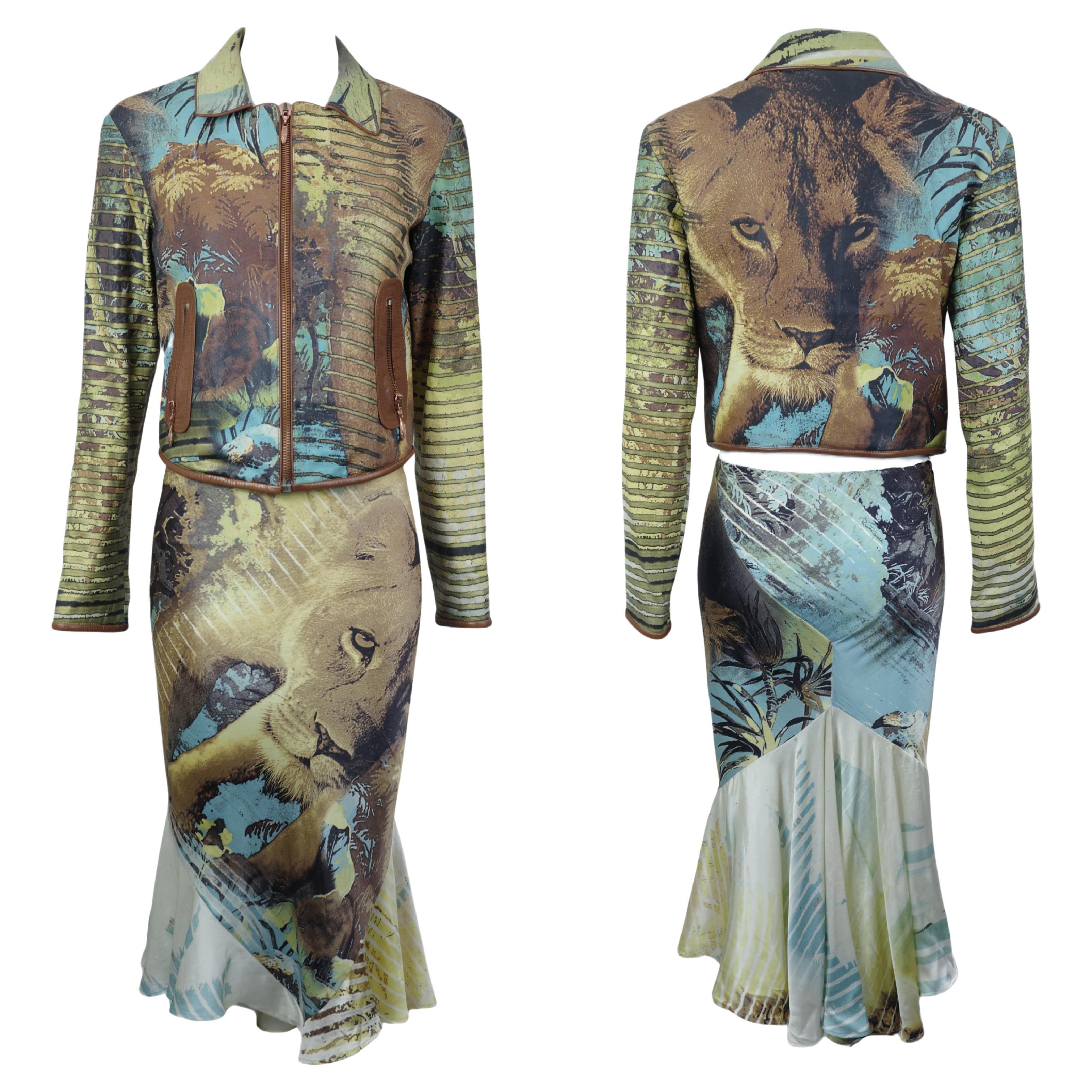 Roberto Cavalli P/E 2002 Giacca x Gonna con stampa leone e Jungling in vendita