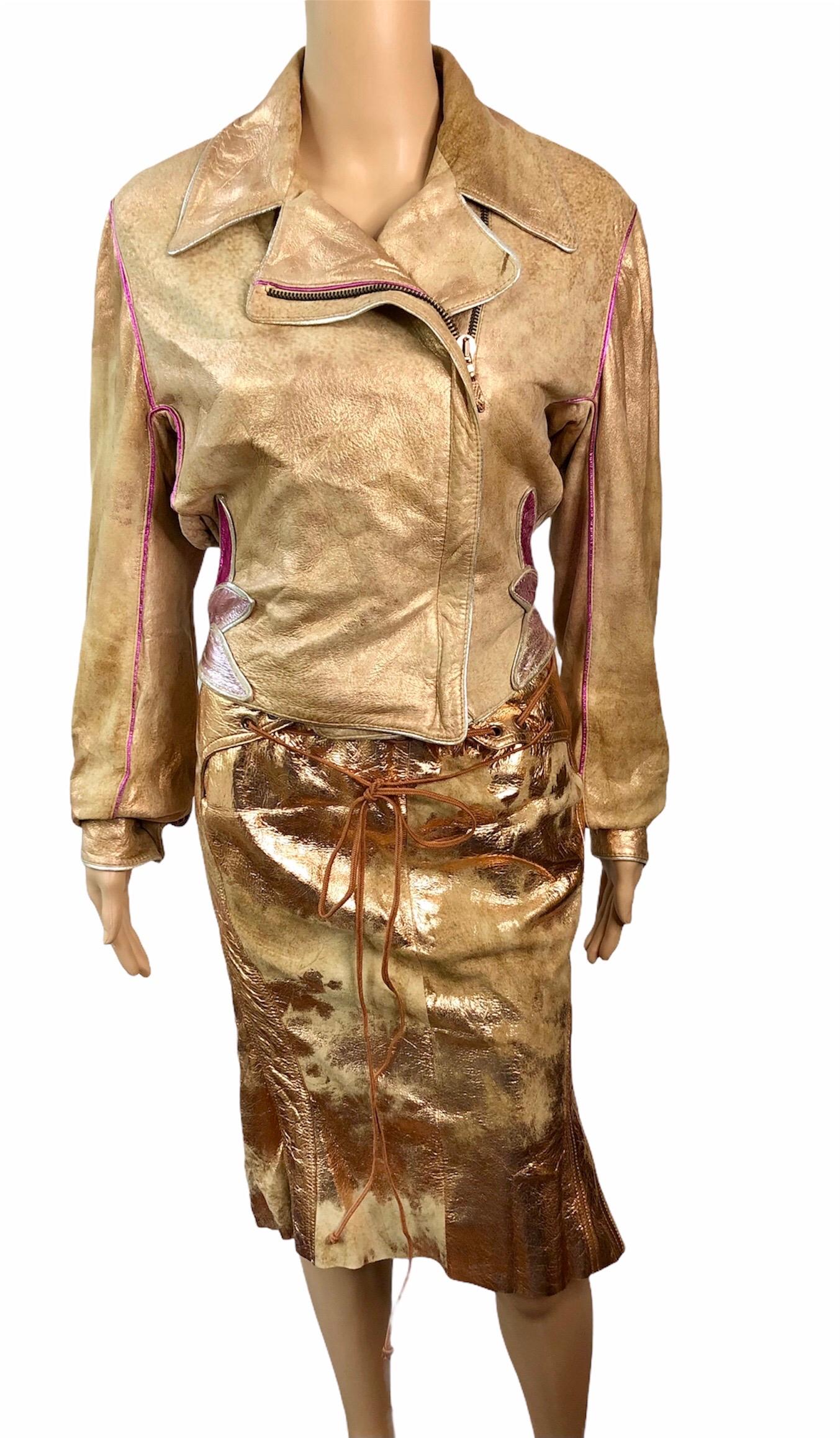 Roberto Cavalli - Ensemble 2 pièces veste, manteau et jupe en cuir métallisé, issue d'un défilé printemps-été 2002 Pour femmes en vente