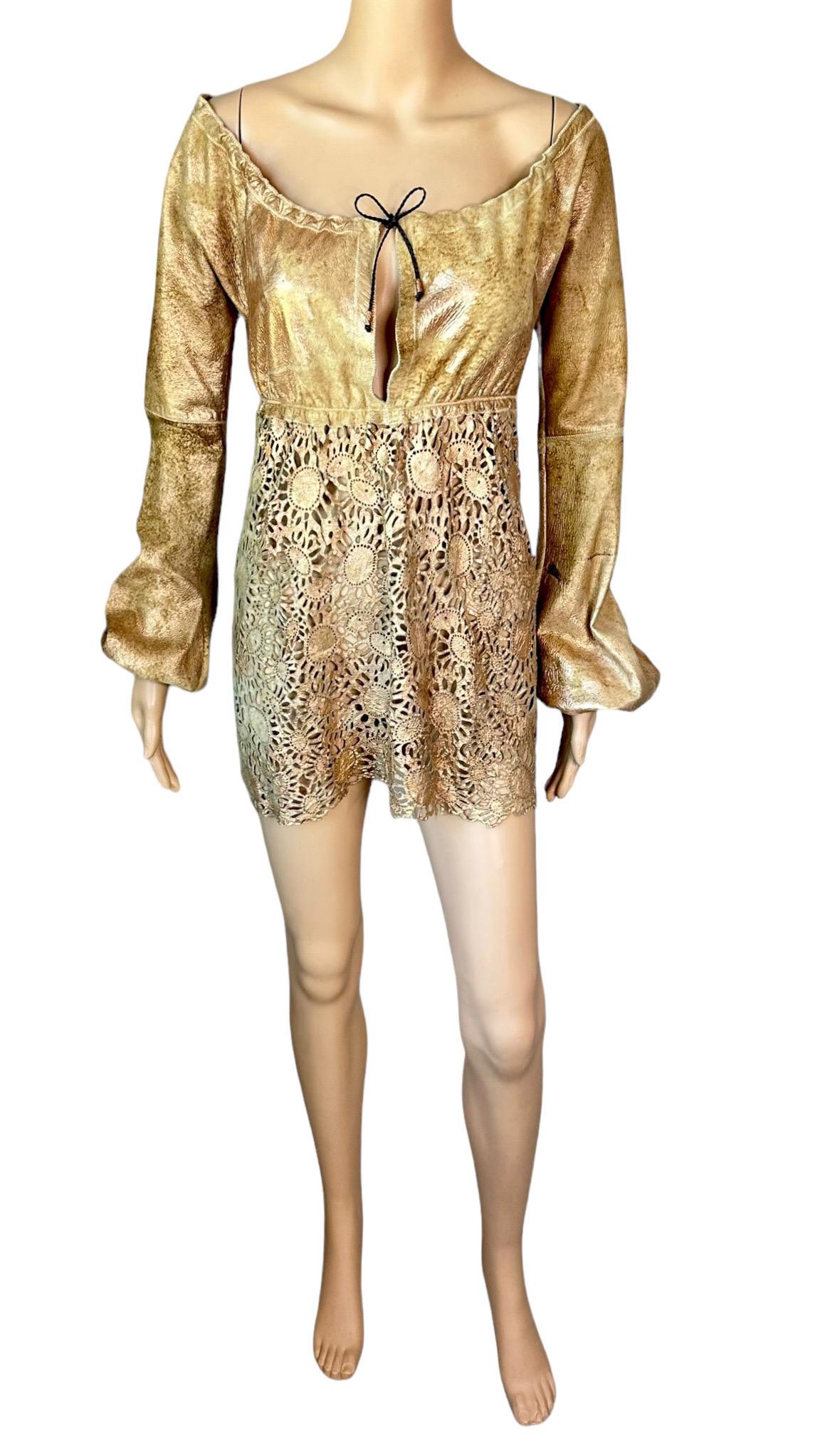 Roberto Cavalli, mini-robe de défilé S/S 2002 en cuir métallisé à épaules dénudées et à œillets en vente 4