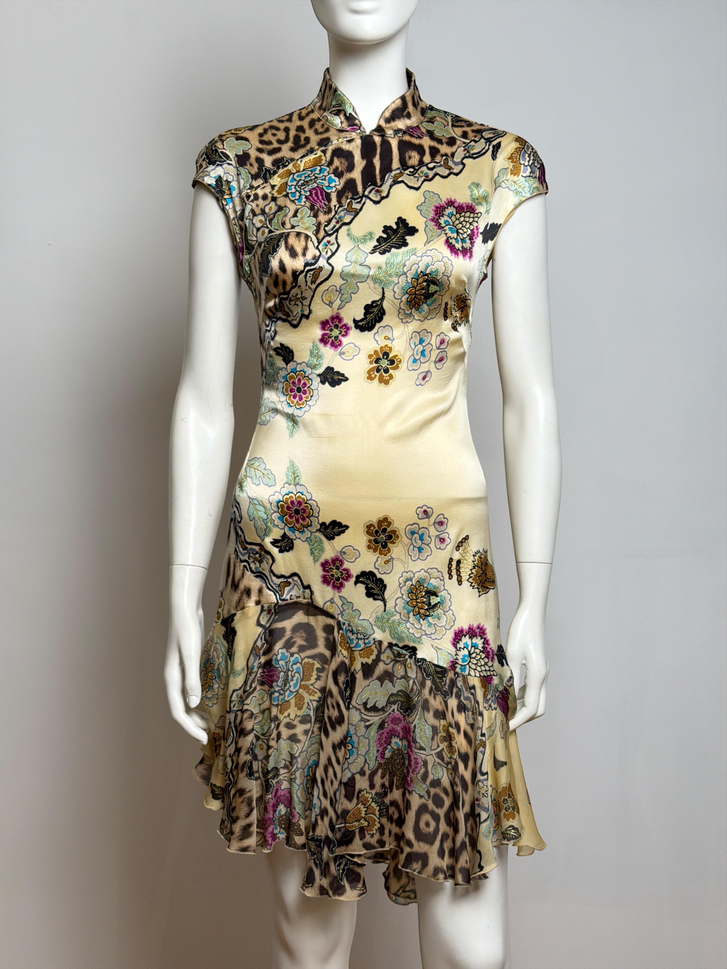 Roberto Cavalli S/S 2003 Cheongsam Chinoiserie Jaune Mini robe en soie en vente 2