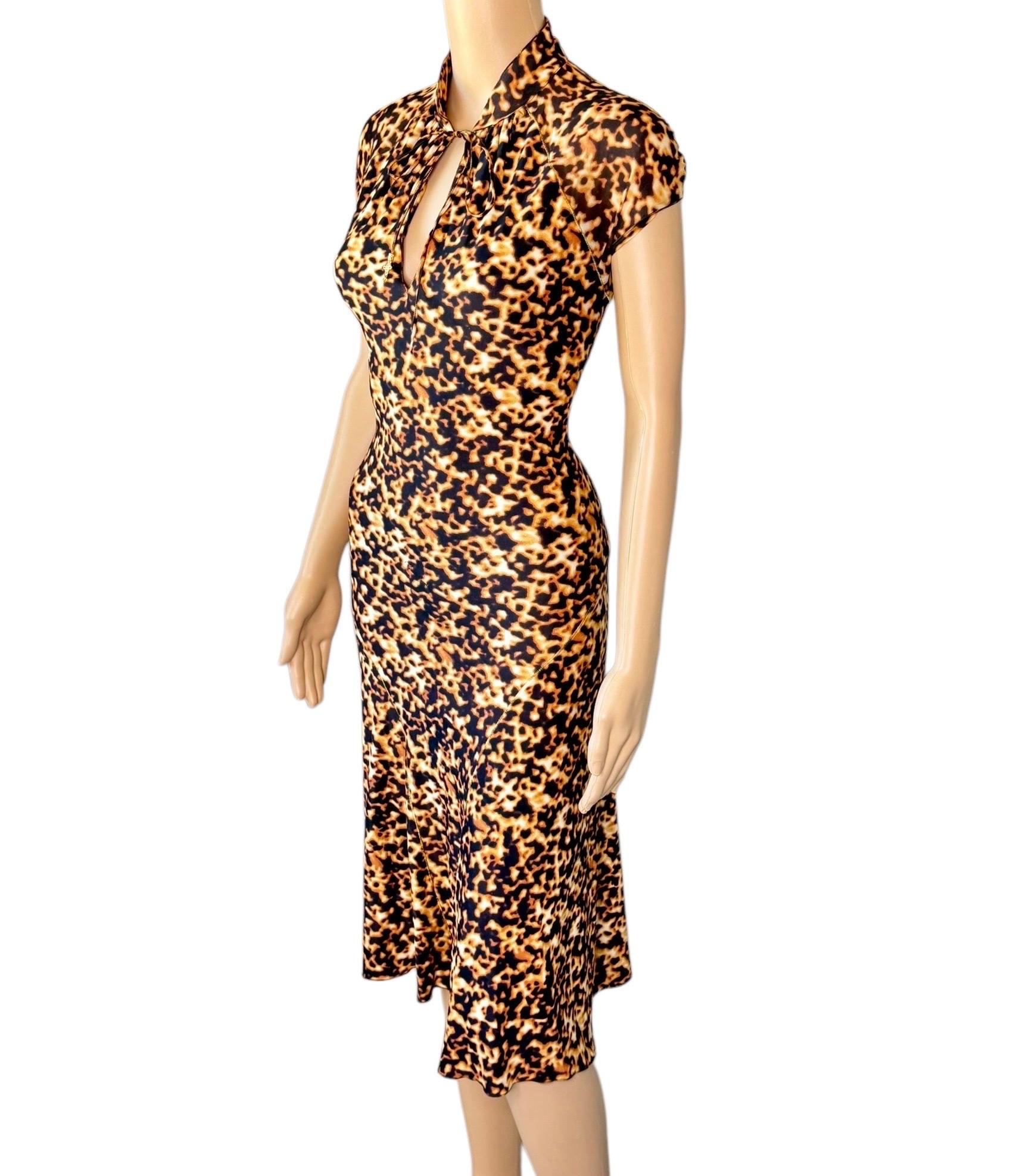 Roberto Cavalli F/S 2003 Chinoiserie Cheongsam Midikleid mit Tierdruck und Tiermuster im Angebot 8
