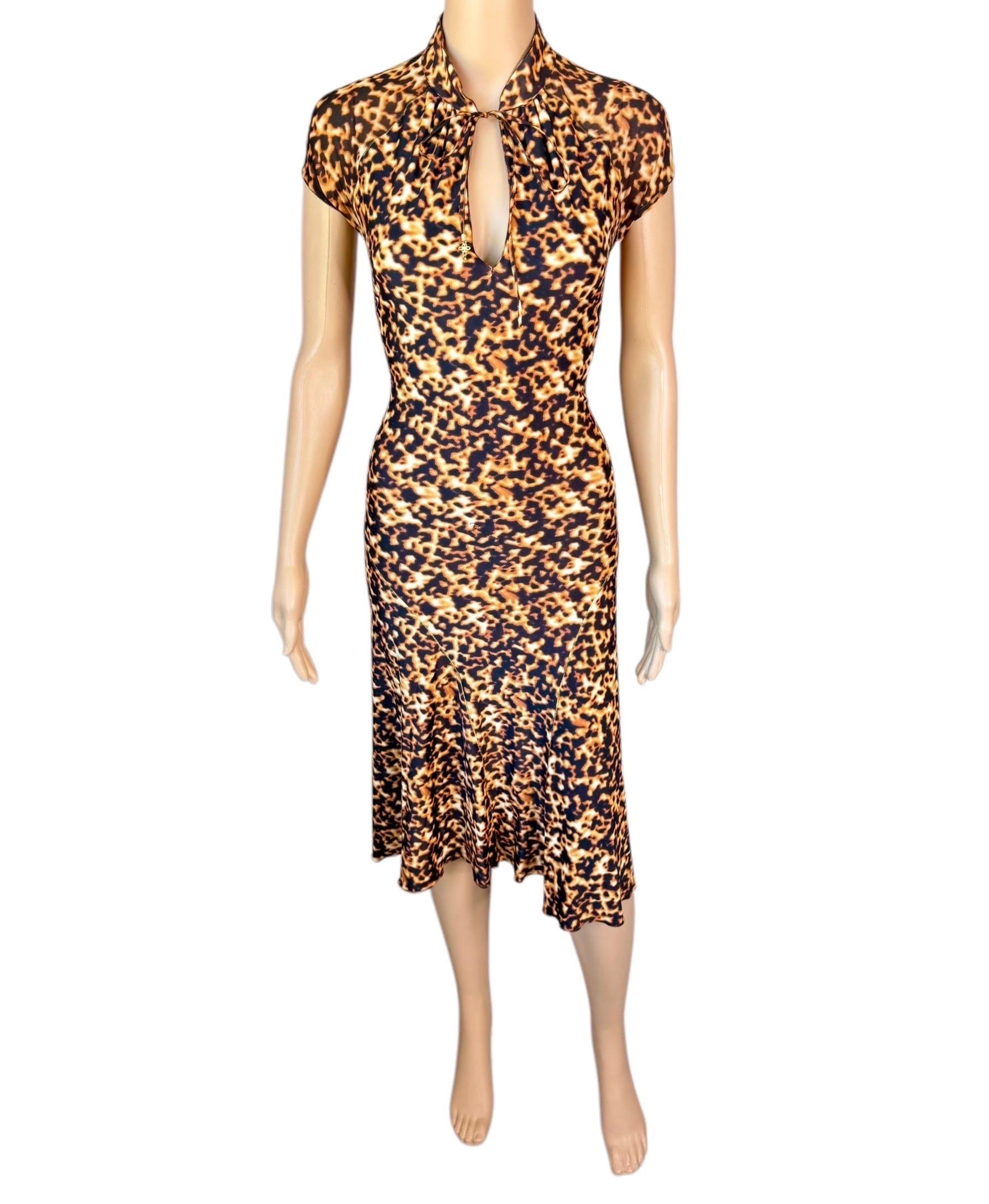 Roberto Cavalli F/S 2003 Chinoiserie Cheongsam Midikleid mit Tierdruck und Tiermuster im Zustand „Gut“ im Angebot in Naples, FL