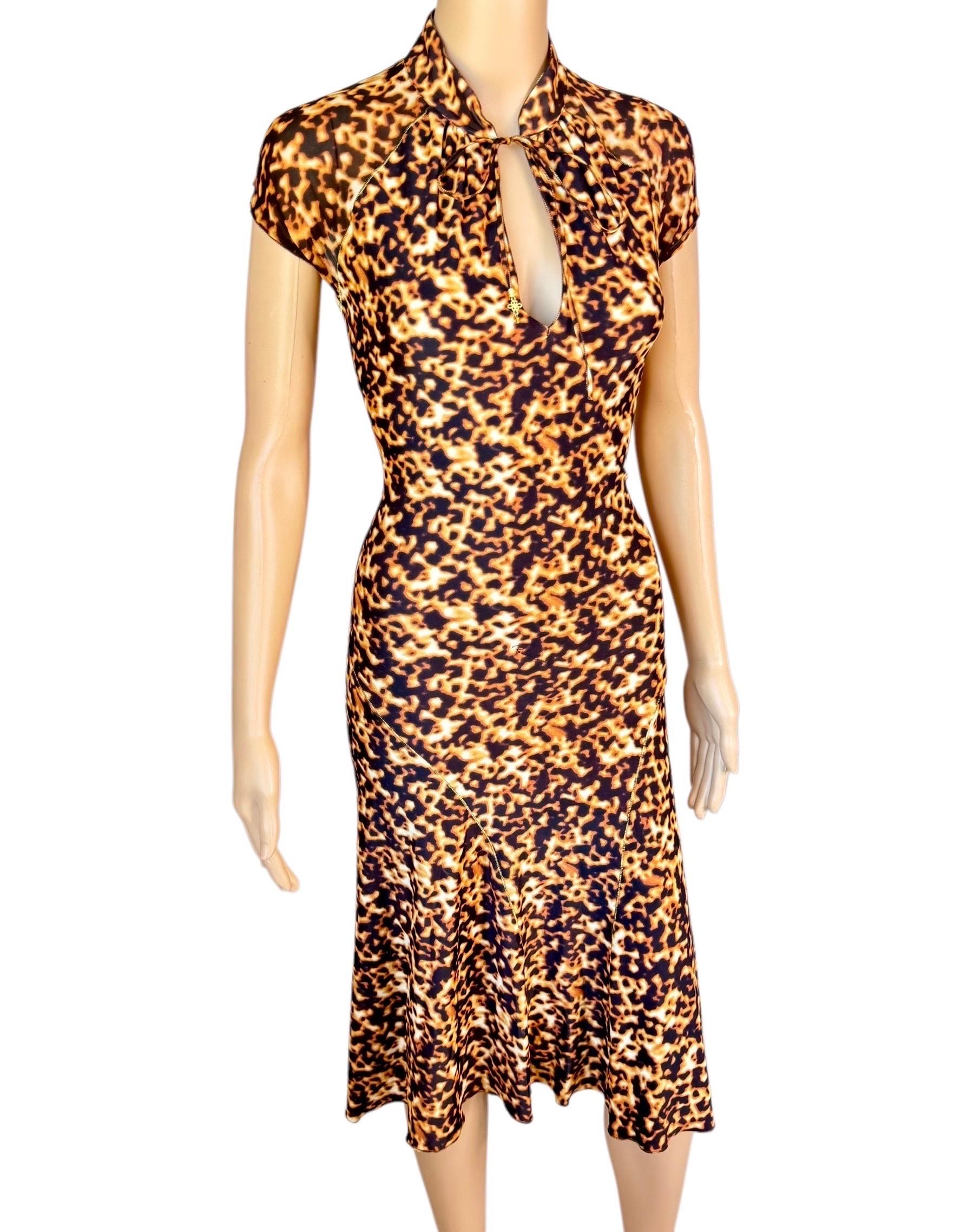 Roberto Cavalli F/S 2003 Chinoiserie Cheongsam Midikleid mit Tierdruck und Tiermuster im Angebot 1