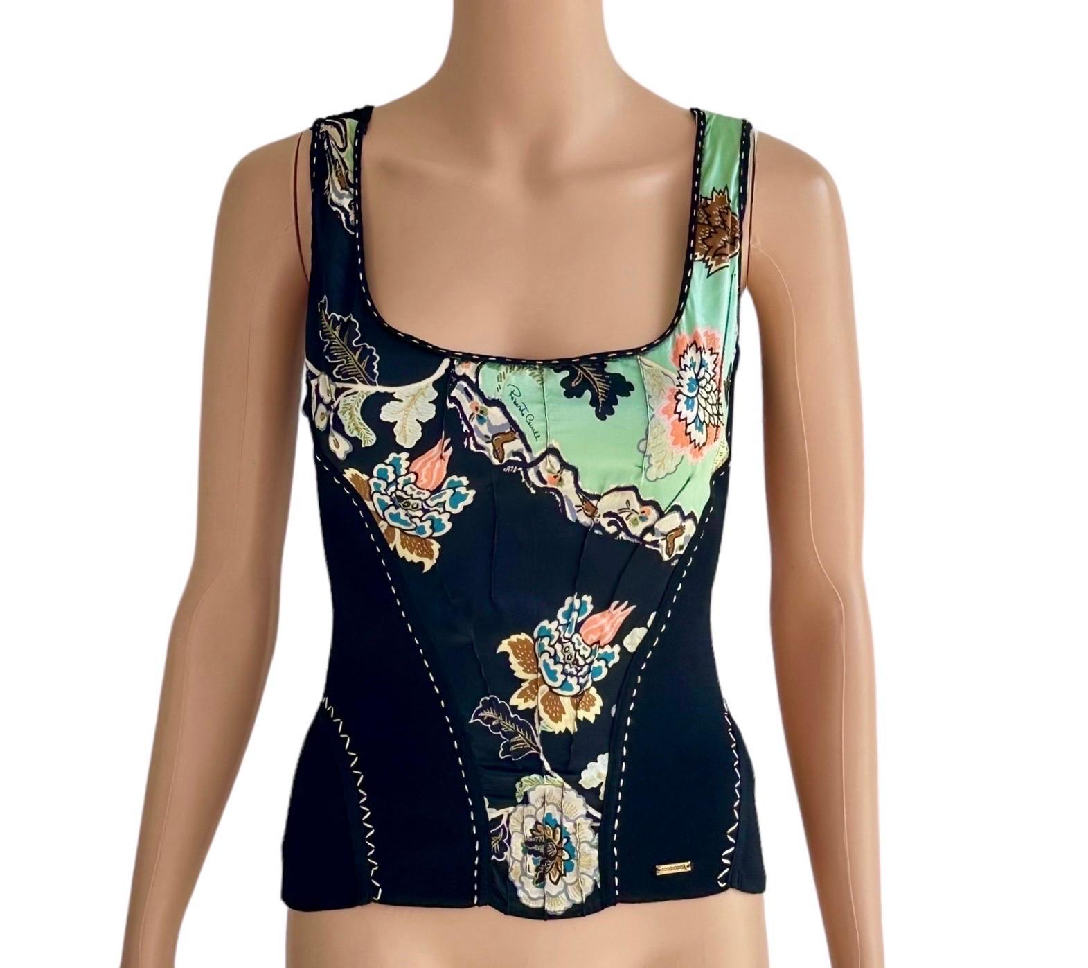 Canotta Roberto Cavalli S/S 2003 in maglia di seta e cineseria

Taglia XS