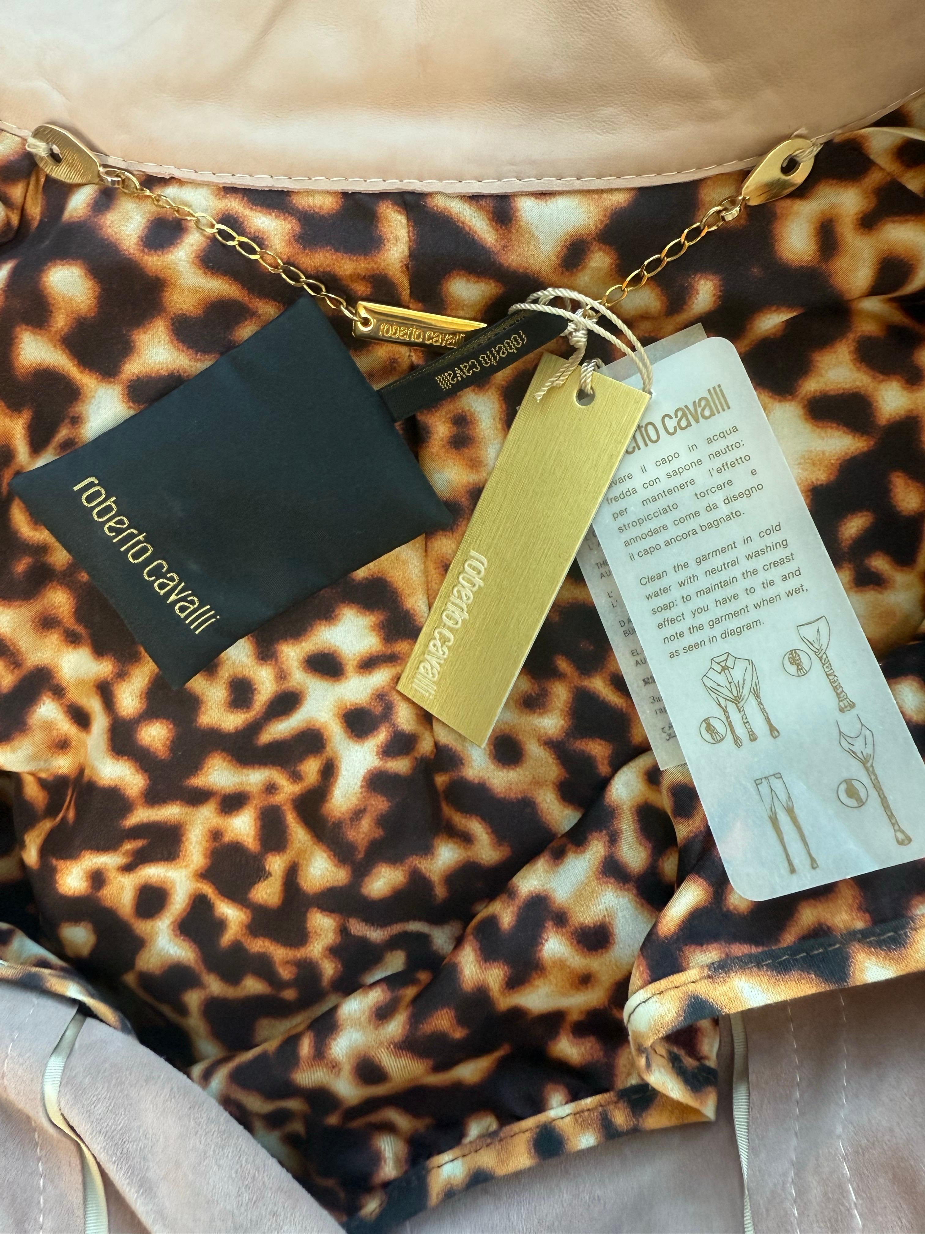 Roberto Cavalli S/S 2003 Laufsteg Leder bestickte florale Zug Jacke Mantel im Angebot 11