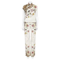 Set Roberto Cavalli Primavera/Estate 2003 composto da top bianco a fiori in stile chinoiserie e jeans