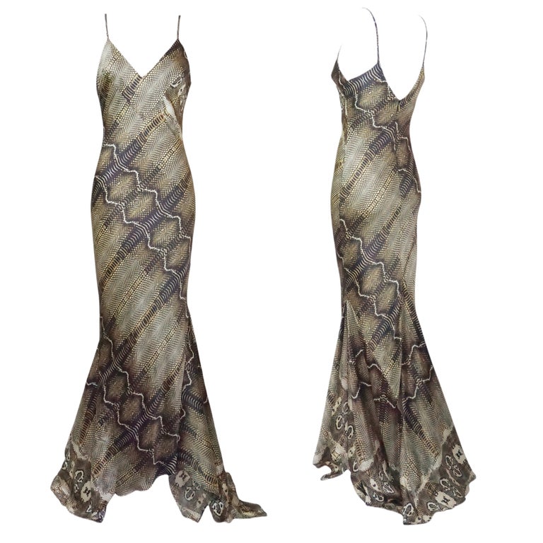 white christmas dresses Printed Open Back Ankle Dress – bebe main image 0