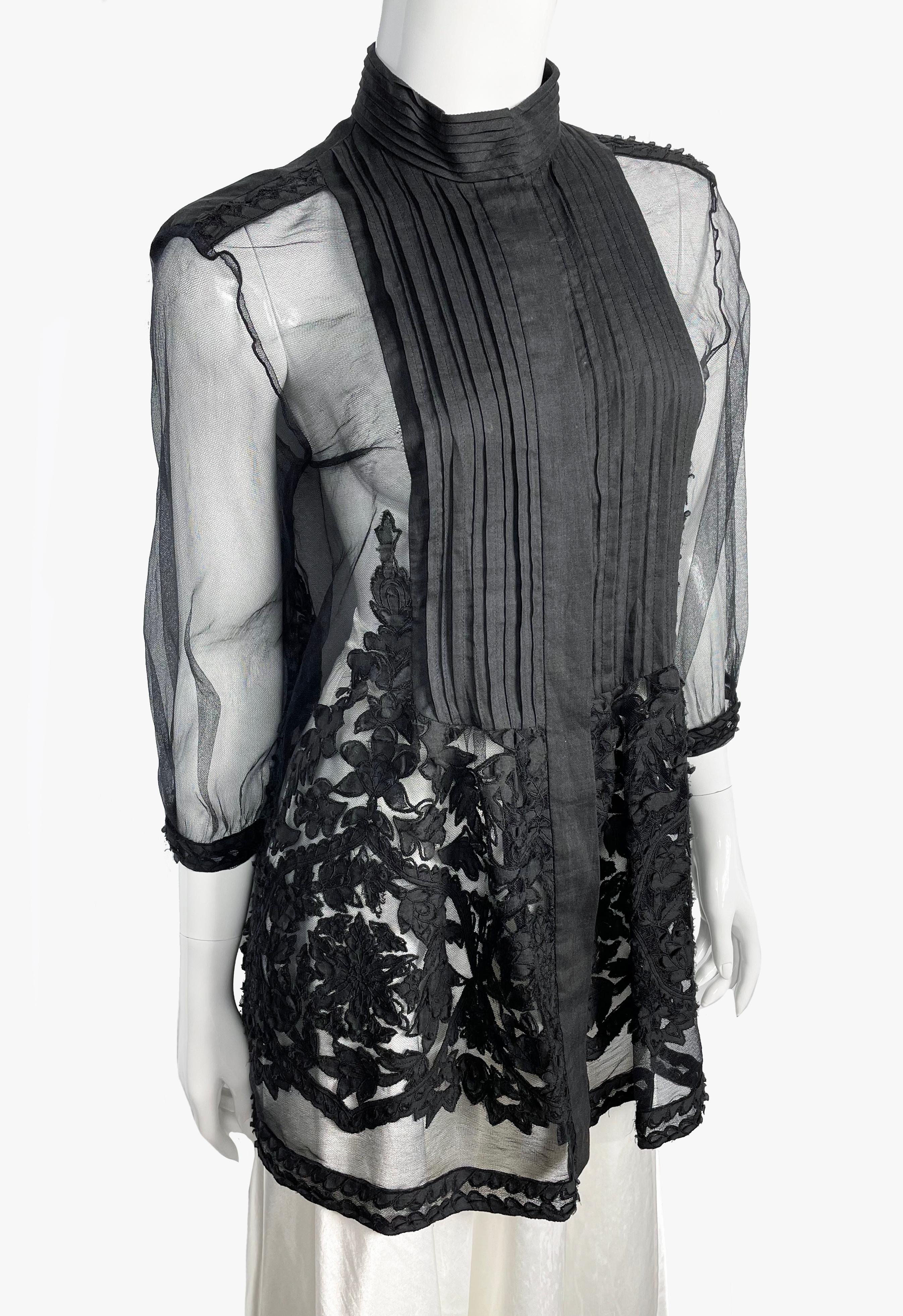 Roberto Cavalli sheer black floral appliqué blouse, 2000s In Good Condition For Sale In New York, NY
