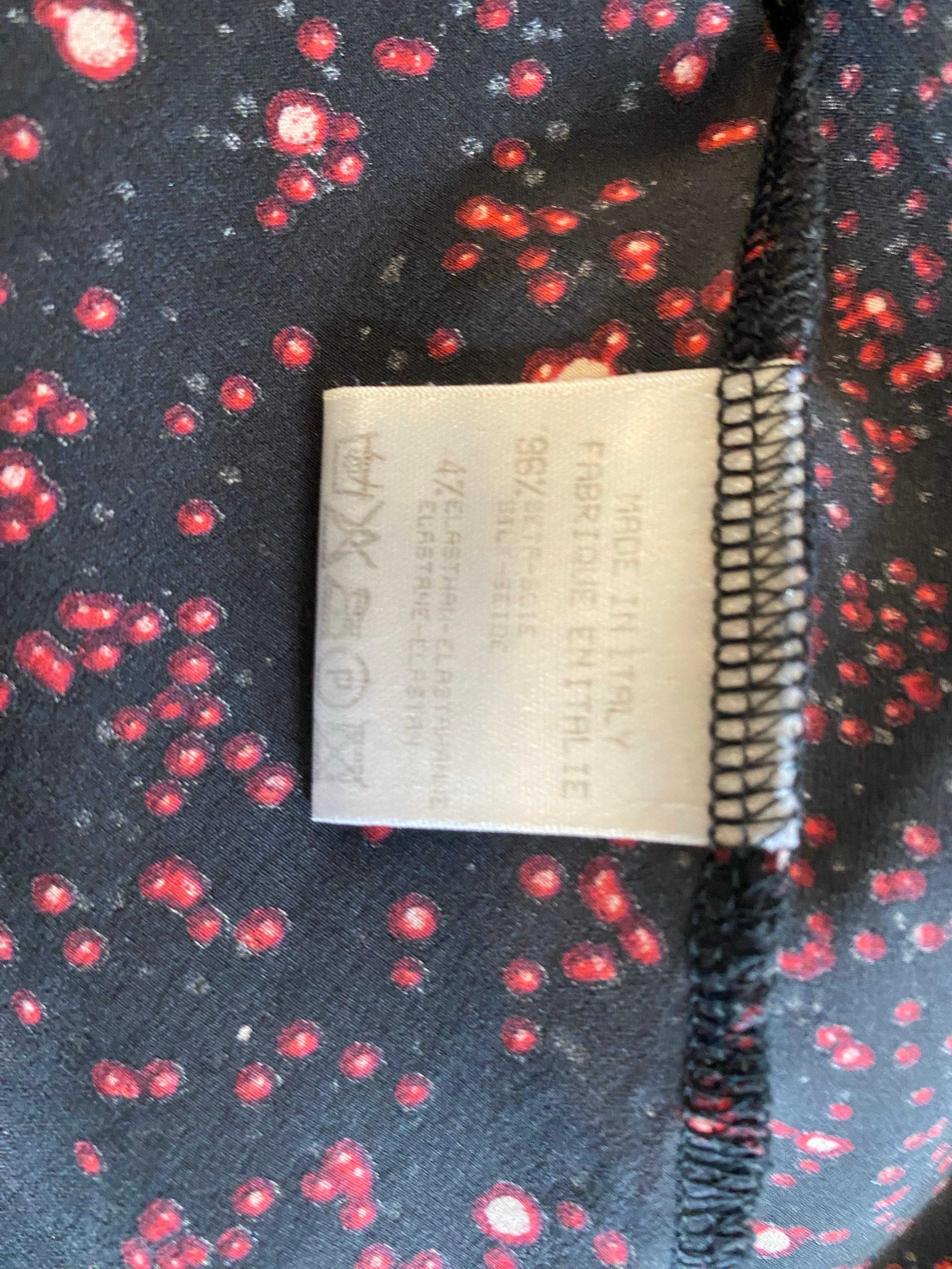 Camicia e gonna di Roberto Cavalli con galassia di motivi. in vendita 10