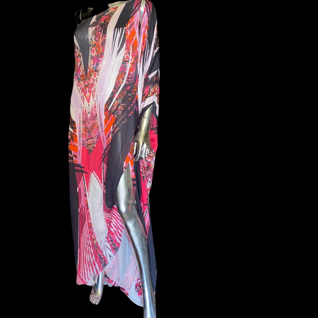 Roberto Cavalli Italy Signature Silk Abstract Print One Shoulder Gown Size 8 In Good Condition For Sale In Palm Springs, CA