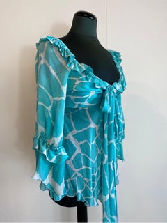 Roberto Cavalli silk blouse
Giraffe print, 2006 collection.