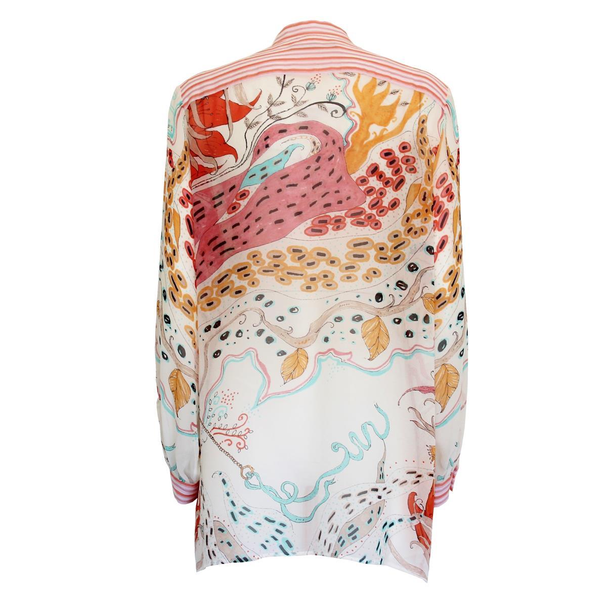 Beautiful Roberto Cavalli shirt
Silk
Fancy pattern
White and coral base
Ivory like boules
Over fit
Lenght from shoulder cm 75 (29.5 inches)
Shoulders cm 42 (16.5 inches)
Worldwide express shipping included in the price !