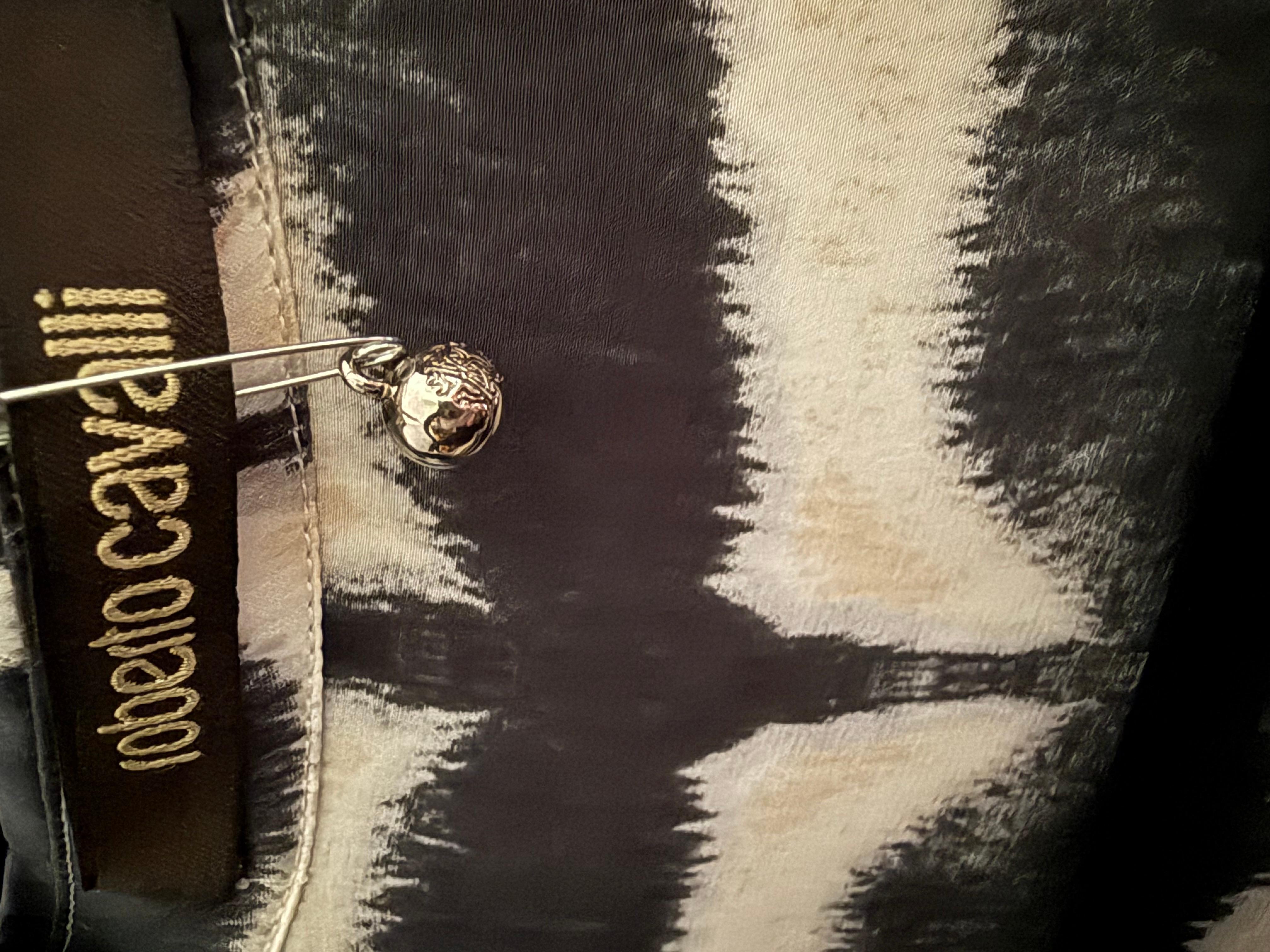 ROBERTO Cavalli - Combinaison évasée en soie imprimée zèbre en vente 5
