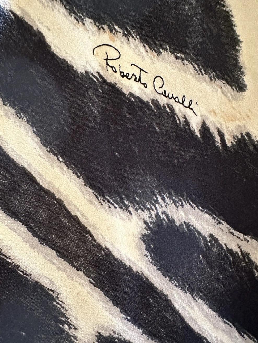ROBERTO Cavalli - Combinaison évasée en soie imprimée zèbre Bon état - En vente à Woodland Hills, CA