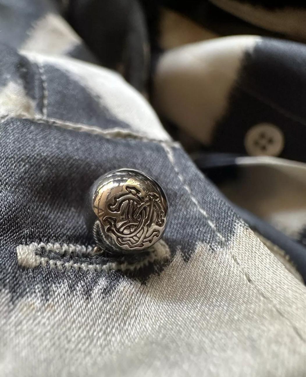 ROBERTO Cavalli - Combinaison évasée en soie imprimée zèbre en vente 4