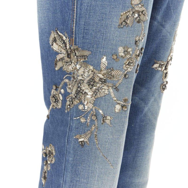 ROBERTO CAVALLI silver bead crystal floral embellished boot cut jeans IT42 M
Reference: GIYG/A00029
Brand: Roberto Cavalli
Designer: Roberto Cavalli
Collection: Runway
Material: Denim
Color: Blue
Pattern: Floral
Closure: Zip
Lining: Silk
Extra