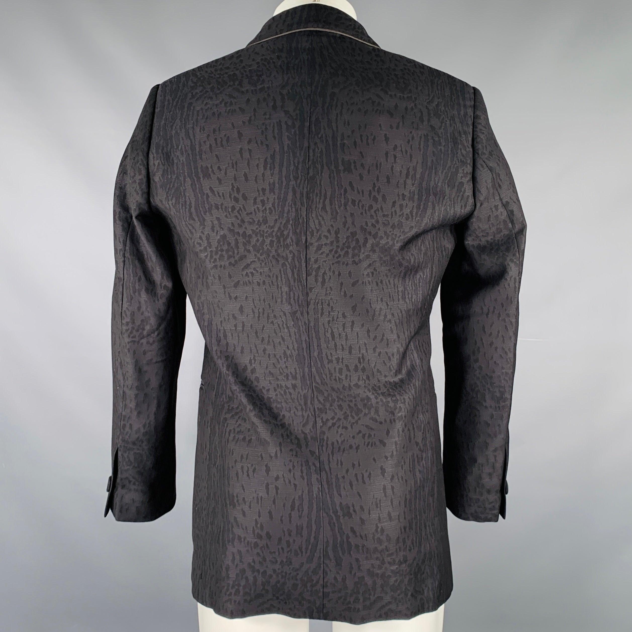 ROBERTO CAVALLI Size 38 Black Animal Print Virgin Wool Sport Coat For Sale 1
