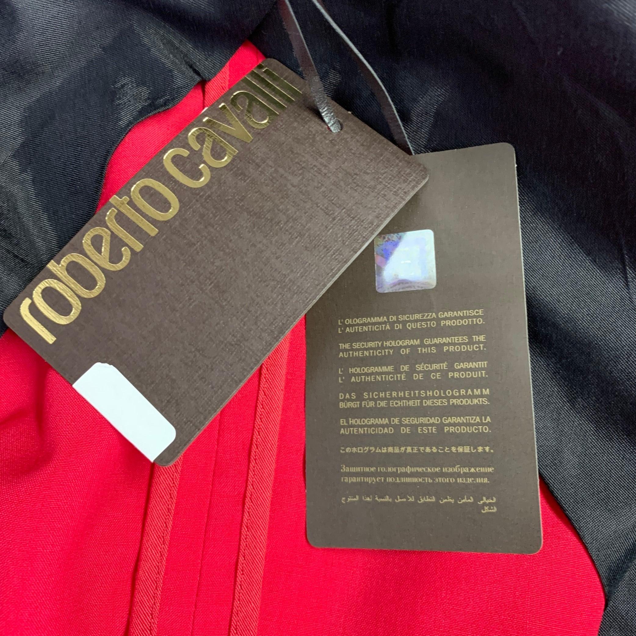 ROBERTO CAVALLI - Manteau de sport rouge framboise en laine mélangée, taille 38 en vente 2