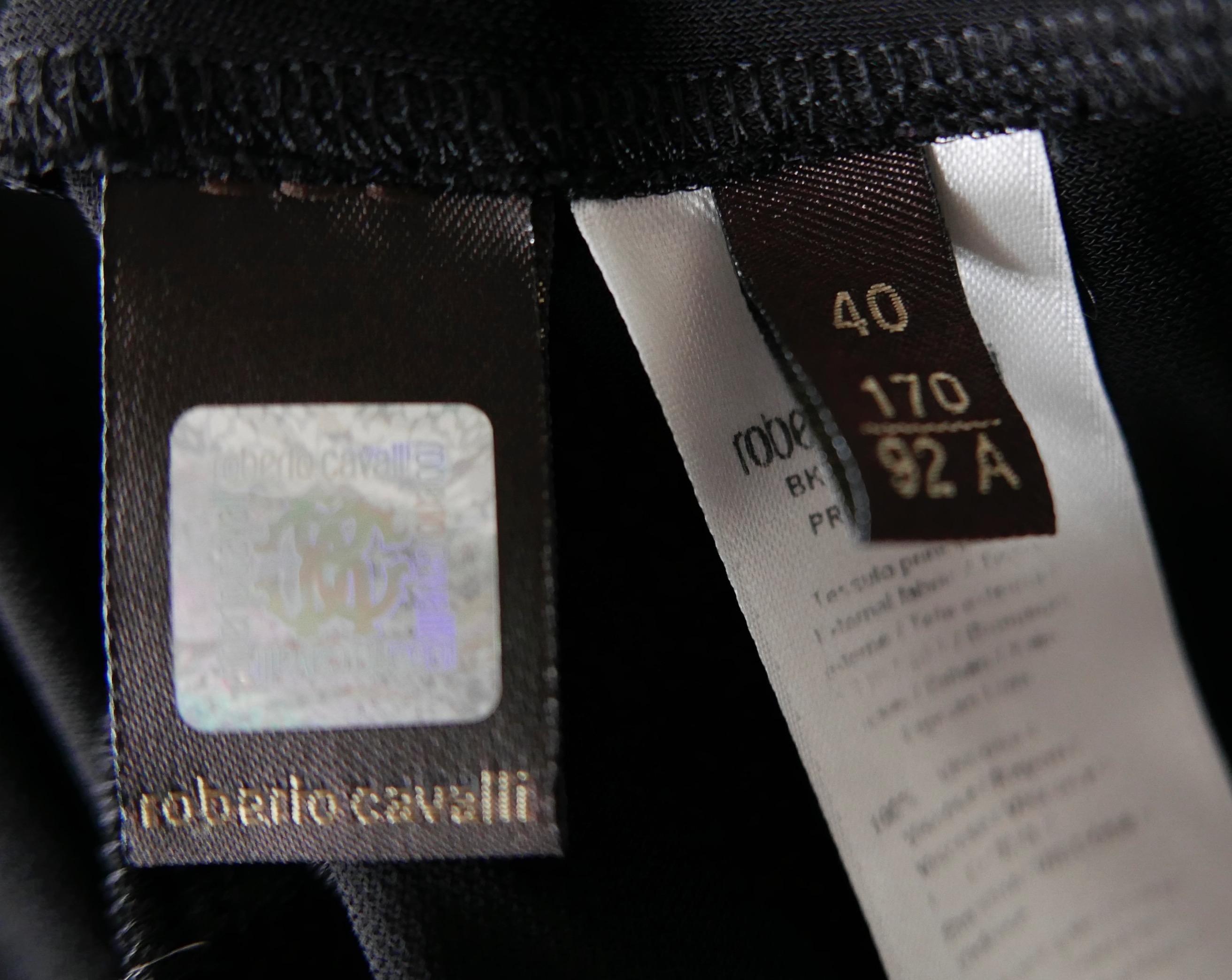 Roberto Cavalli Vestido Negro Adornado con Serpiente en venta 1
