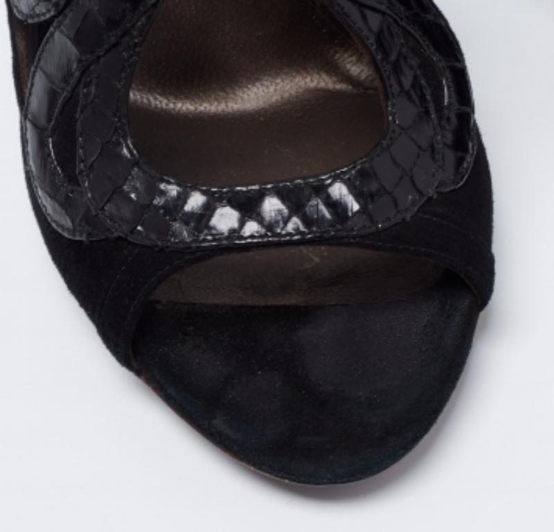 Women's Roberto Cavalli Snakeskin Embossed Leather & Suede Ankle Strap Sandals Size 39.5 For Sale