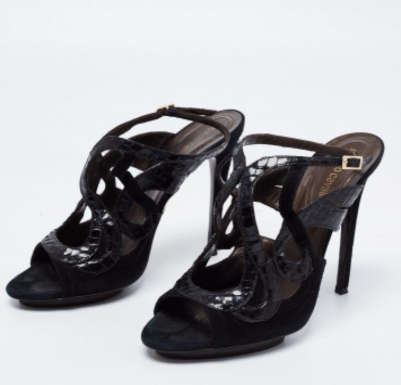Roberto Cavalli Snakeskin Embossed Leather & Suede Ankle Strap Sandals Size 39.5 For Sale 3