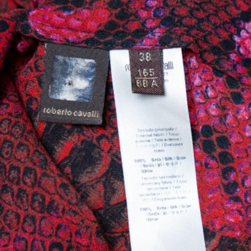 Roberto Cavalli Snakeskin Printed Silk Pleated Detail Sleeveless Top S In Excellent Condition For Sale In Dubai, Al Qouz 2