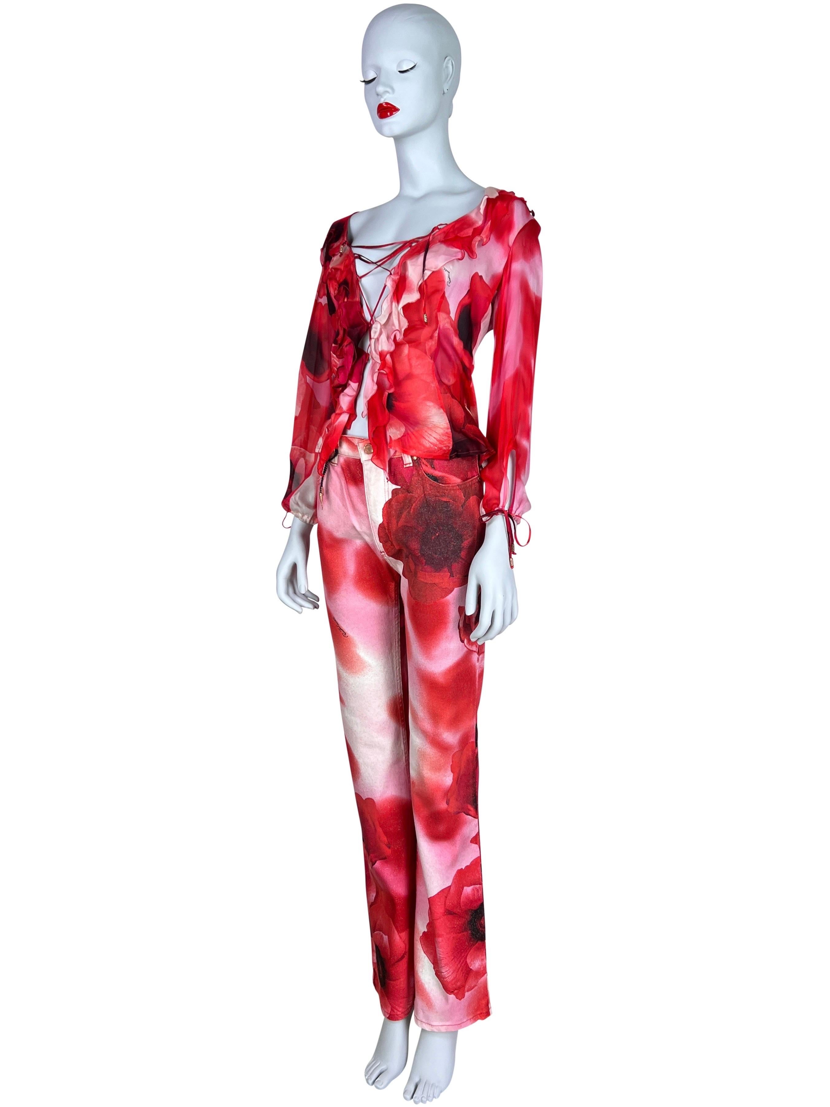 Roberto Cavalli Spring 2002 Poppy Print Blouse and Jeans Set For Sale 1