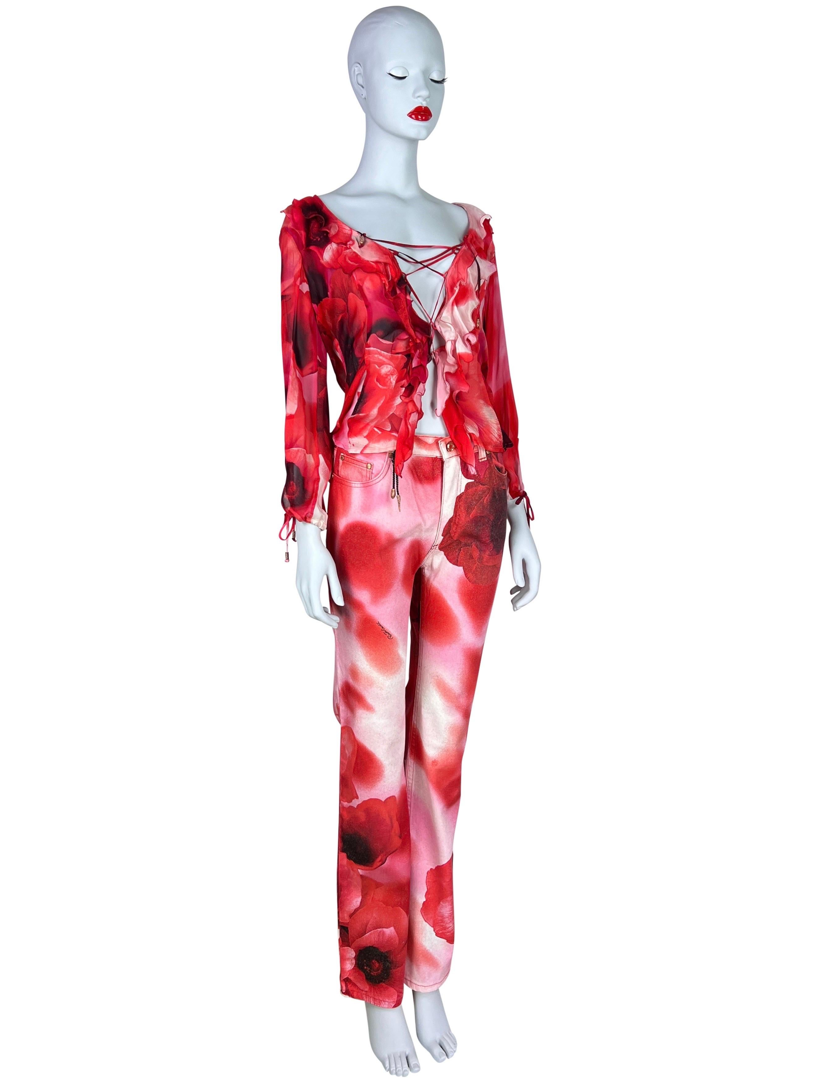 Roberto Cavalli Spring 2002 Poppy Print Blouse and Jeans Set For Sale 2