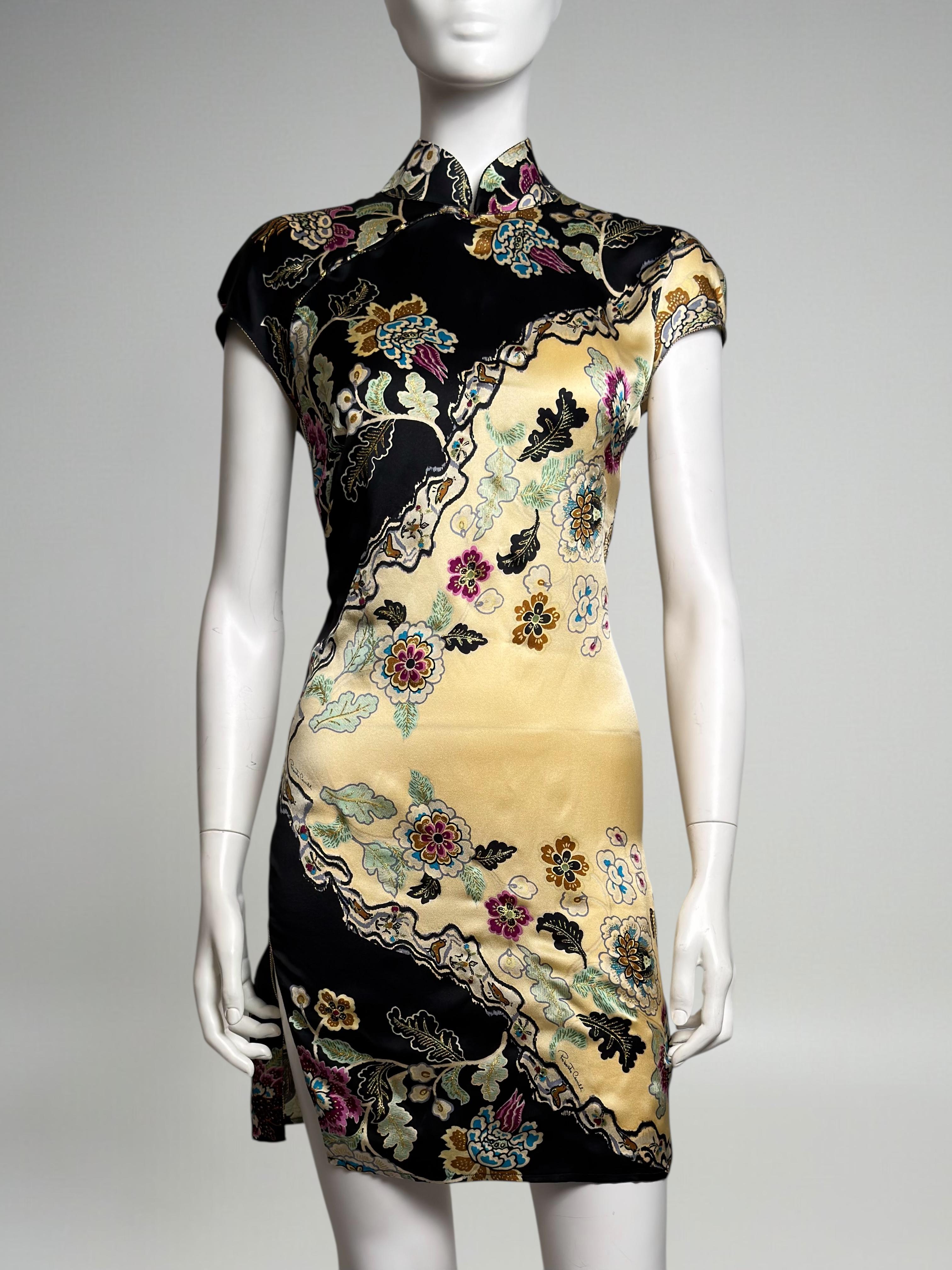 Roberto Cavalli Spring 2003 Chinoiserie Cheongsam soie jaune Mini robe Bon état - En vente à Paris, FR