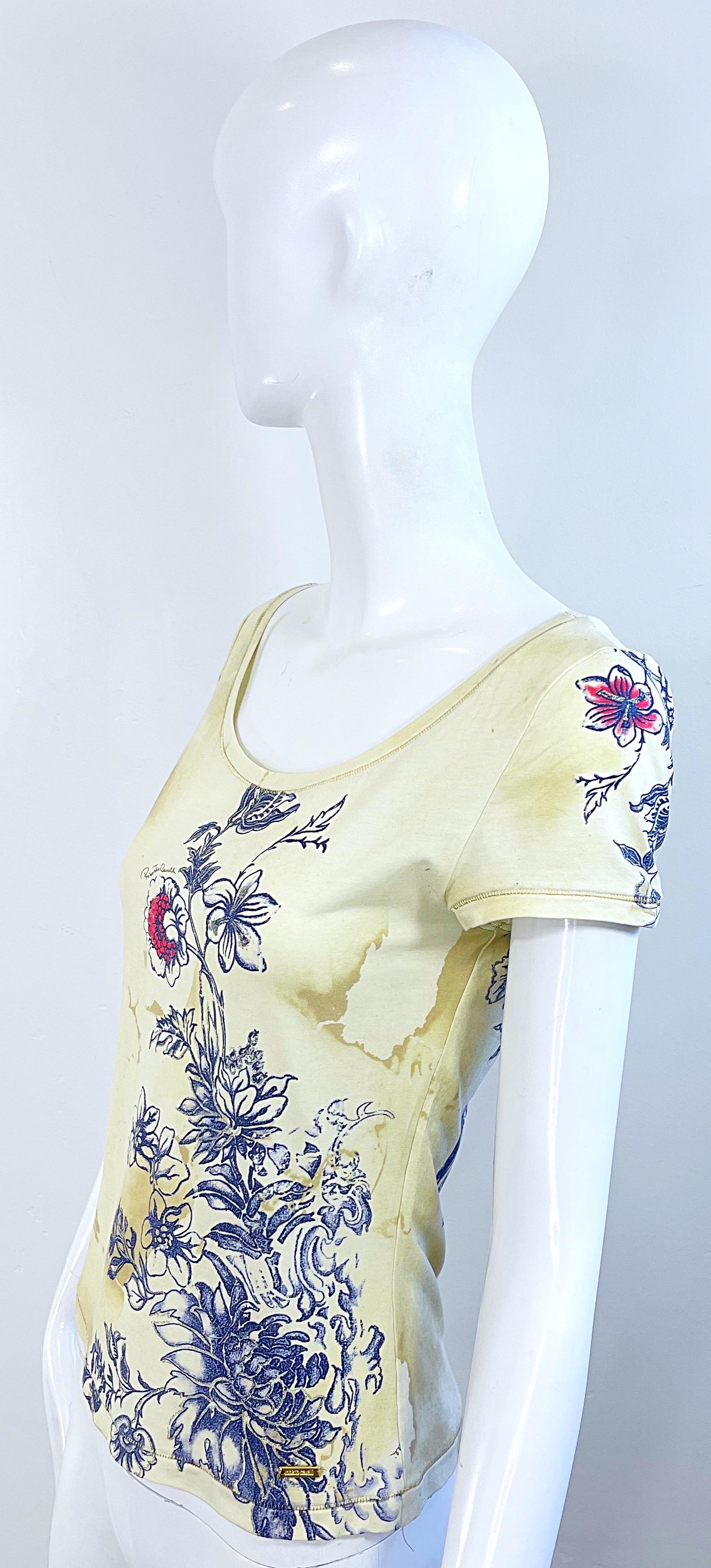 Roberto Cavalli Camiseta Primavera 2003 Estampado Tatuaje Flor de Dragón Vintage Y2K en venta 8
