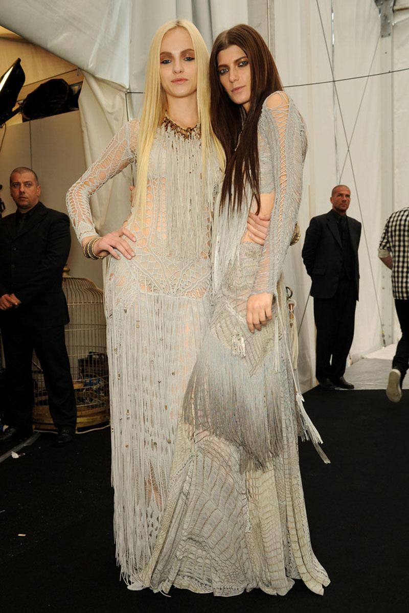 Beige Roberto Cavalli SS 2011 Runway Alligator Print Ombre Fringe Skirt + Caftan It 44 For Sale