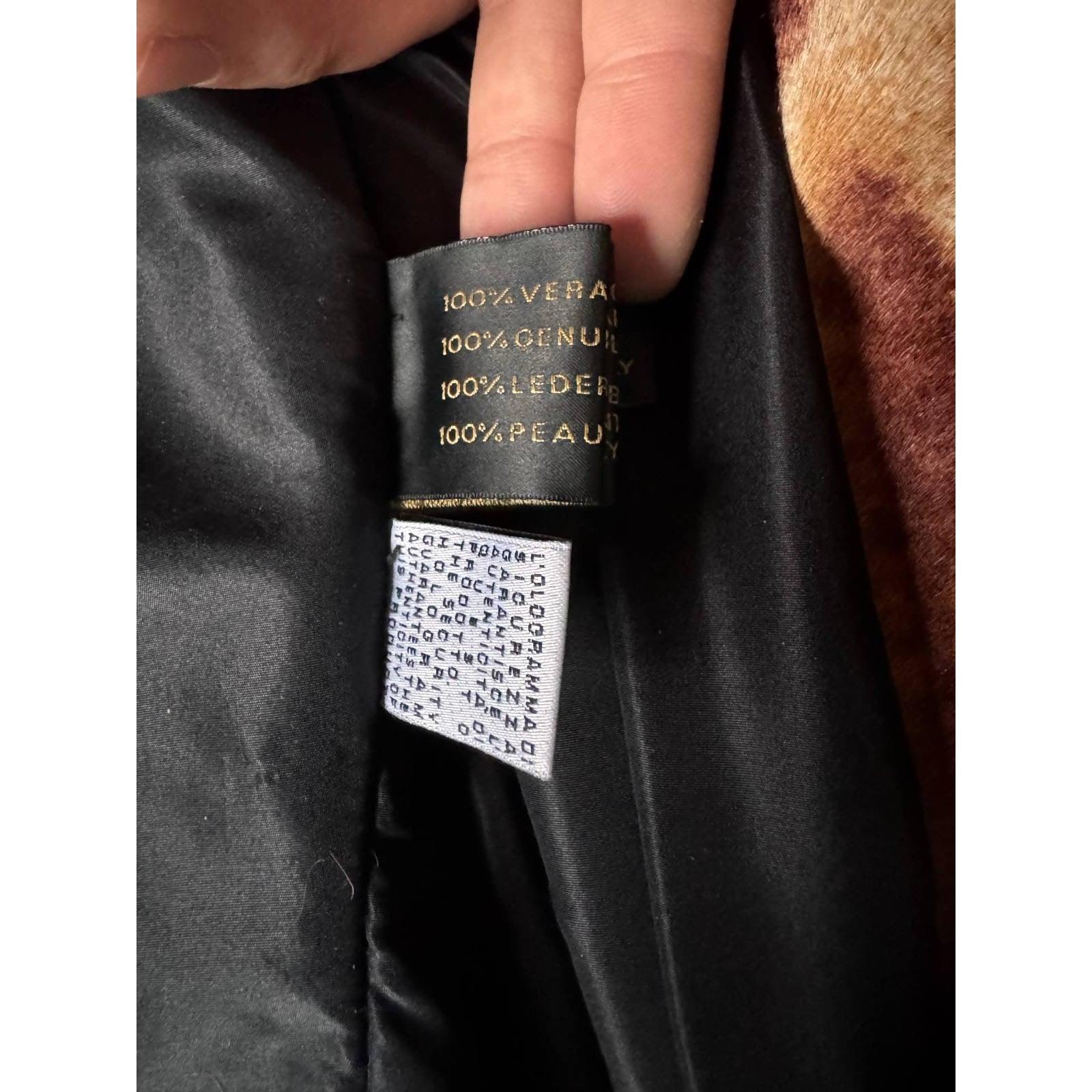 Roberto Cavalli Manteau en cuir imprimé tigre Col fourrure XS en vente 2