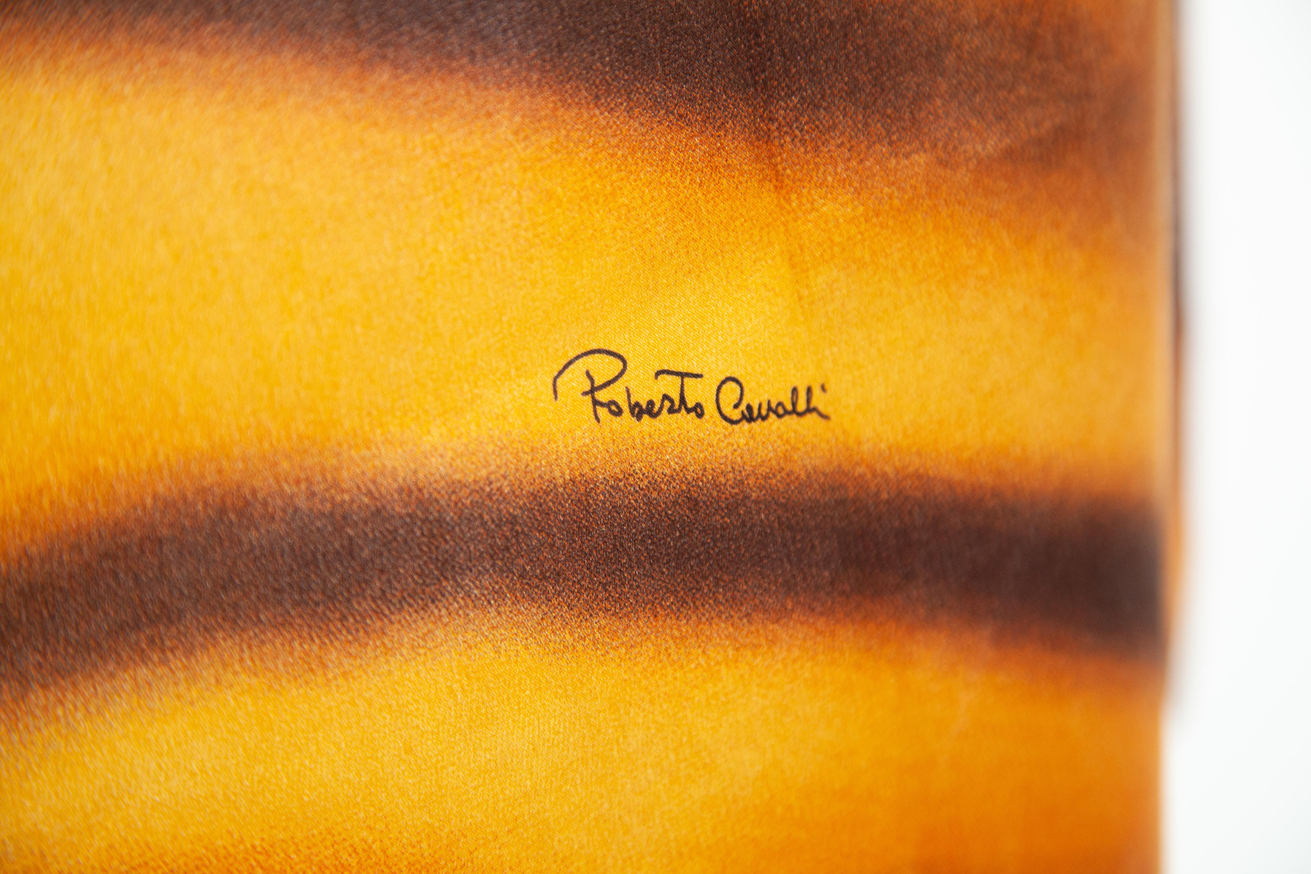 Roberto Cavalli signed tiger print silk oversized scarf
100% Silk
SS22 Collection

53
