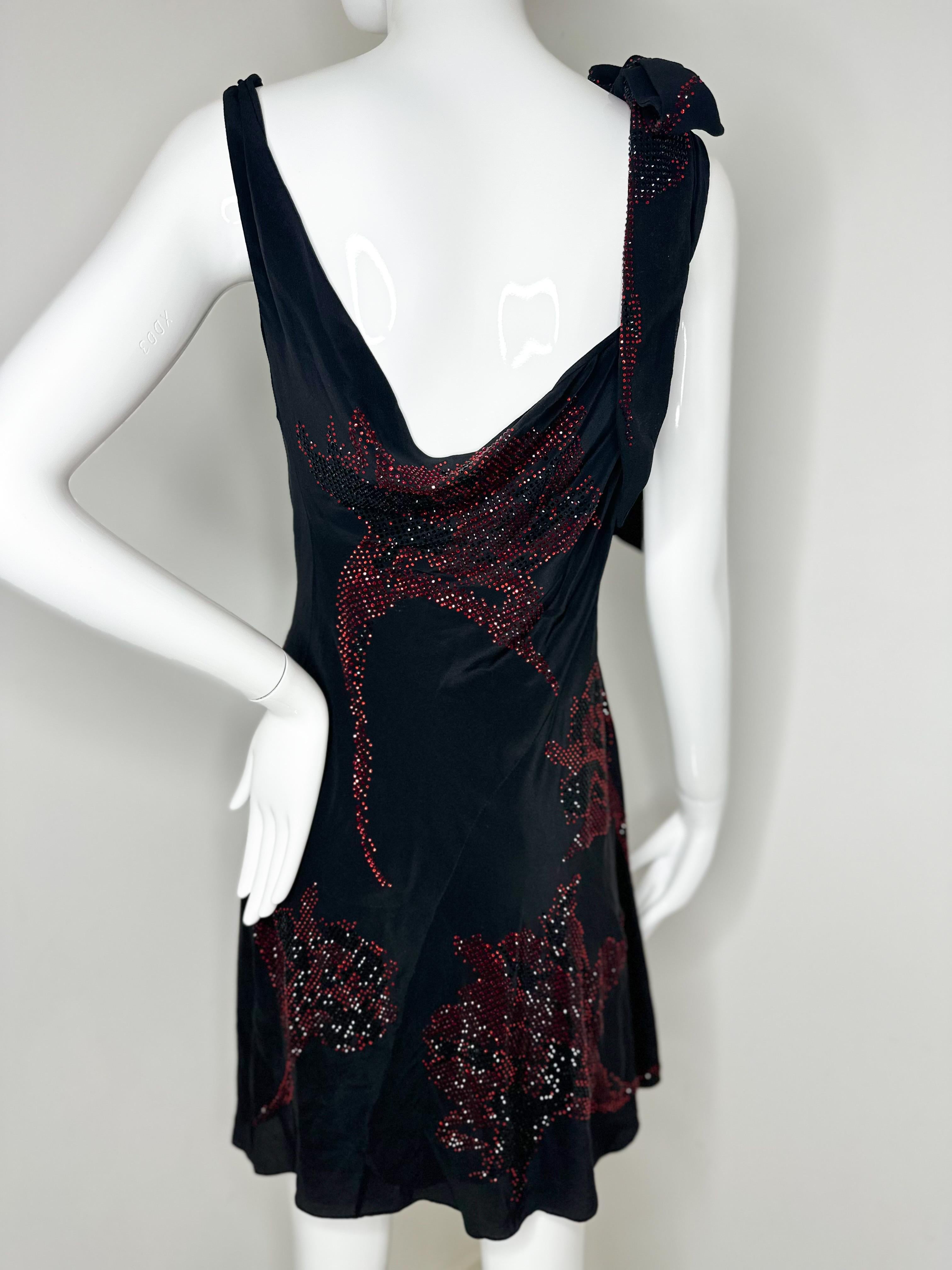 Roberto Cavalli Tulip crystal mini black red dress  In New Condition For Sale In Annandale, VA
