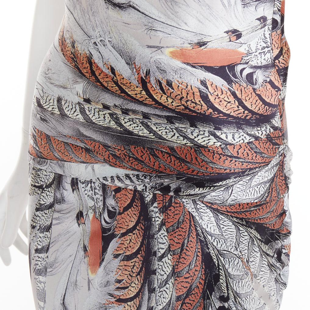 ROBERTO CAVALLI Vintage 100% Seide stahlgrau Federdruck Drapierung Kleid Kleid XS im Angebot 2