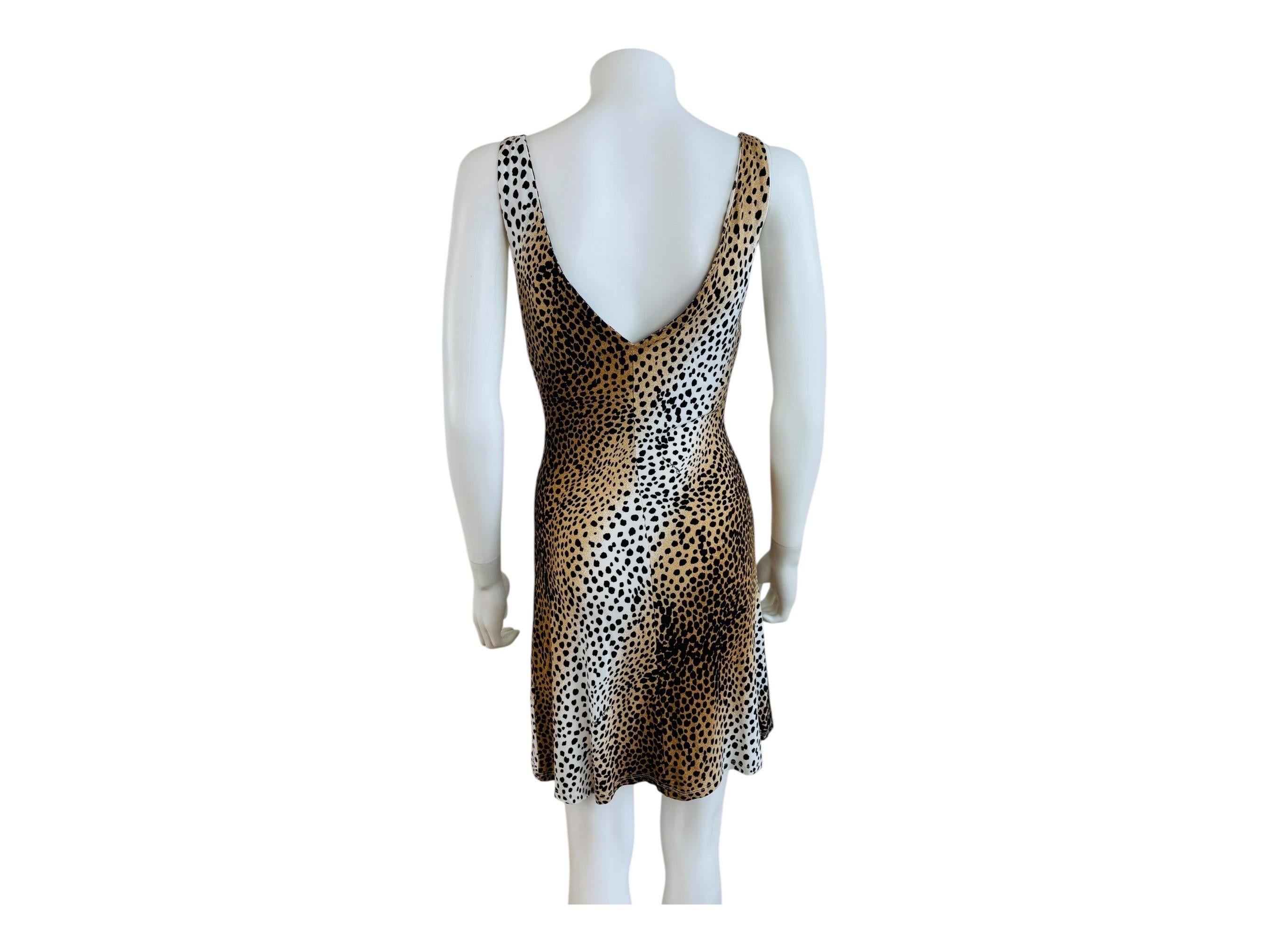 Roberto Cavalli Vintage 2005 Mini Vestido de Serpiente Dorada con Estampado de Animales de Guepardo en venta 3