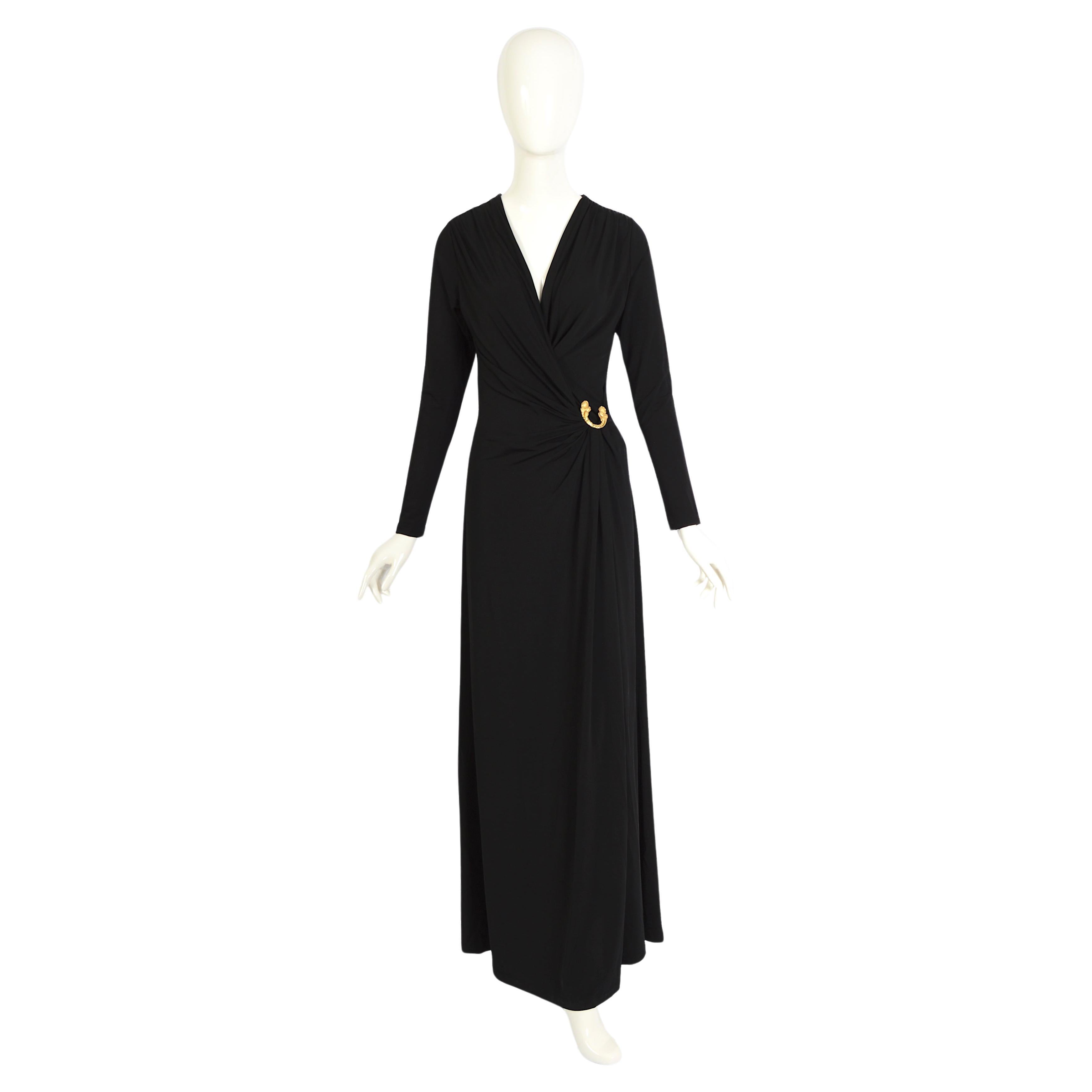 Roberto Cavalli - Vestito da sera vintage anni '90 con spilla e drappeggio in jersey nero in vendita