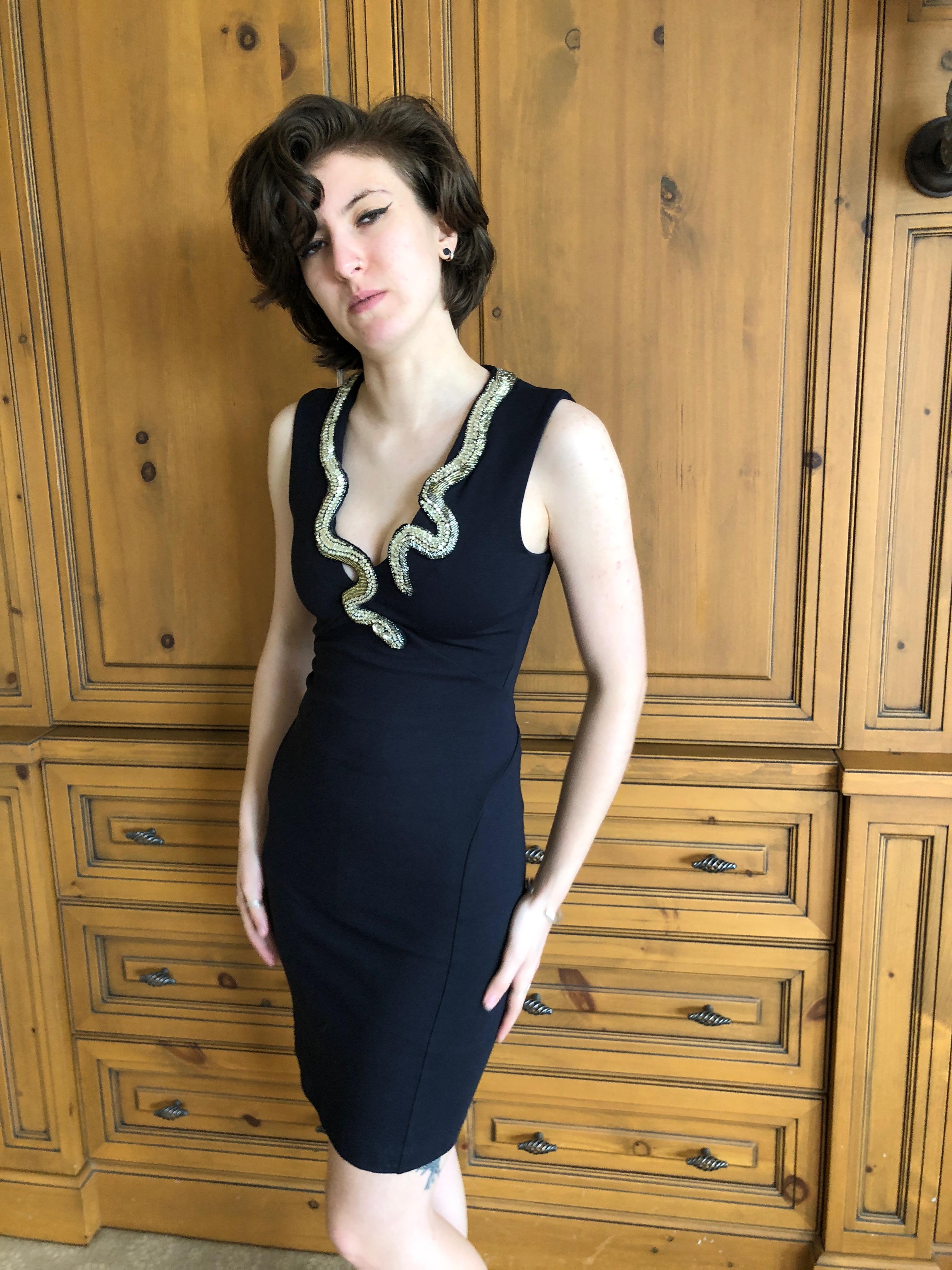 Roberto Cavalli Vintage Schwarzes Bodycon-Kleid mit kristallverziertem Schlangenkragen im Angebot 1