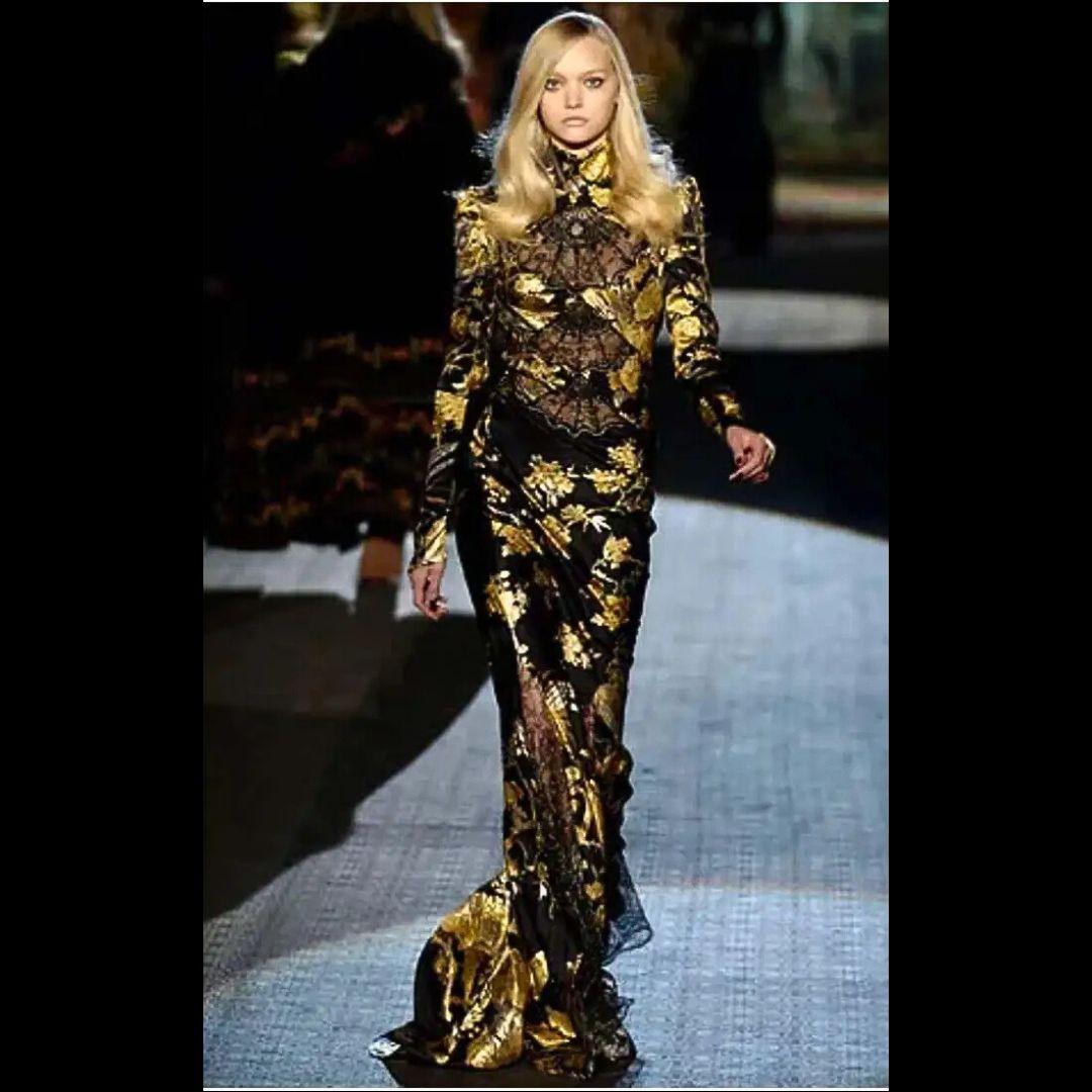 Roberto Cavalli Vintage Black & Gold Embellished Evening Gown F/W 2006 Sz 42IT en vente 1