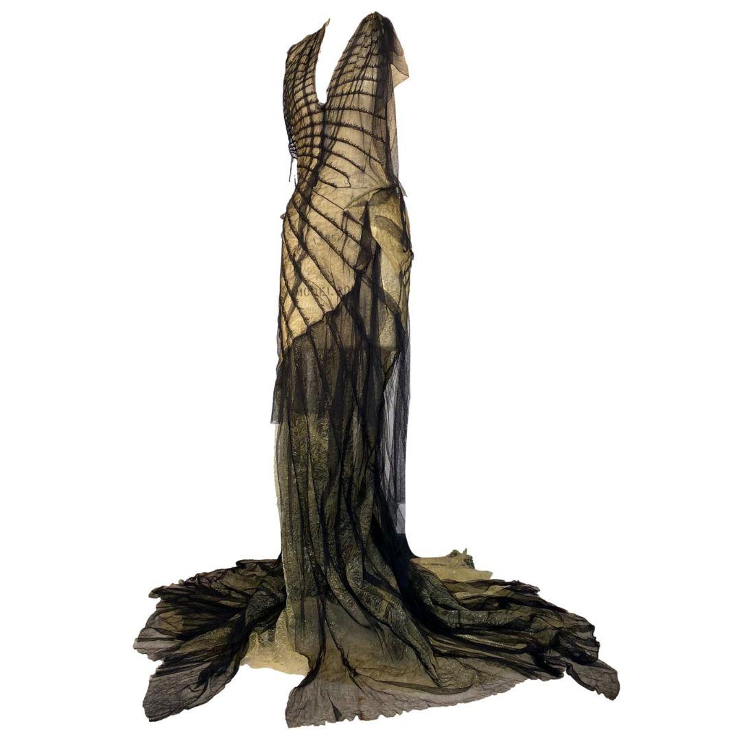 Roberto Cavalli Vintage Gold & Black Lace Evening Gown Dress S/S 2001 Size M In Good Condition For Sale In Saint Petersburg, FL