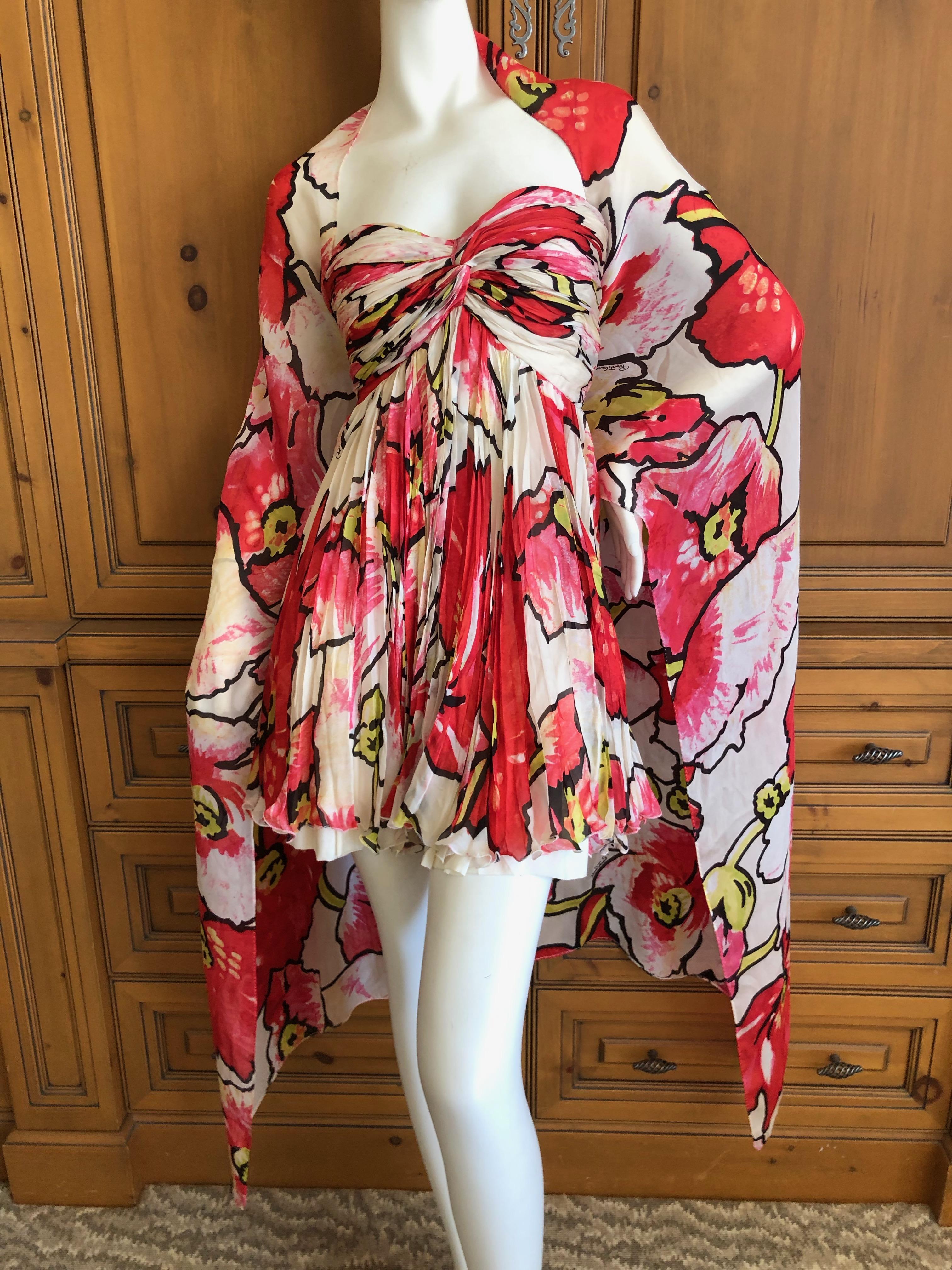 Roberto Cavalli Vintage Silk Strapless Mini Dress with Voluminous Matching Shawl
Size 40, there is an inner bra and a lot of stretch
Bust 32