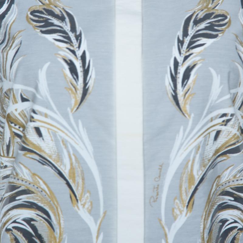 Roberto Cavalli - Robe chemise en coton imprimé plumes en laiton blanc S en vente 1