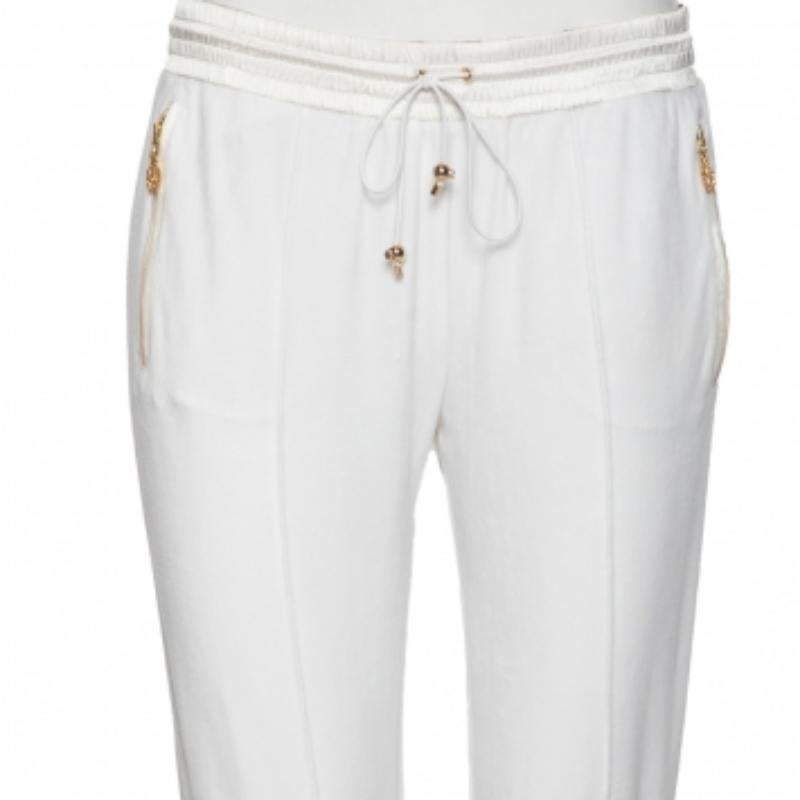 Impeccably tailored pants are a staple in a well-curated wardrobe. These Roberto Cavalli cropped joggers are finely sewn to give you the desired look and all-day comfort.