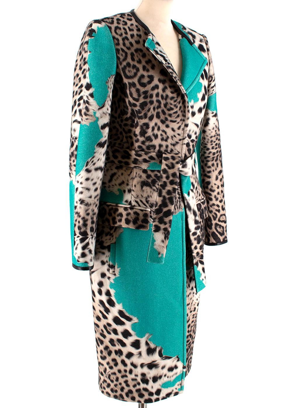 Roberto Cavalli Wool Blend Leopard Teal Longline Coat

- Soft wool/cashmere blend 
- Complete leopard design with teal accents 
- Single breasted 
- Round neck 
- Concealed front button fastening 
- False flap pockets 
- Leather lined tie waist