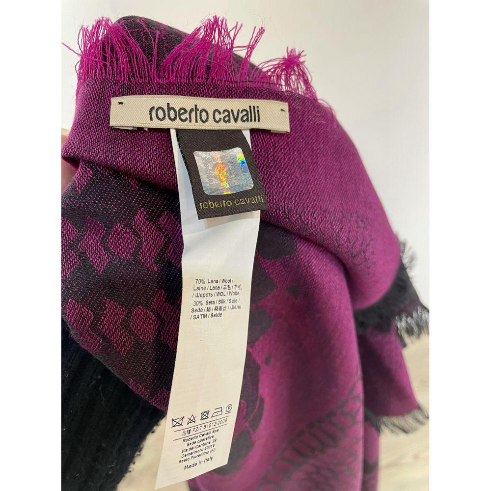 Roberto Cavalli Wool Stole in Purple  In Good Condition For Sale In Carnate, IT