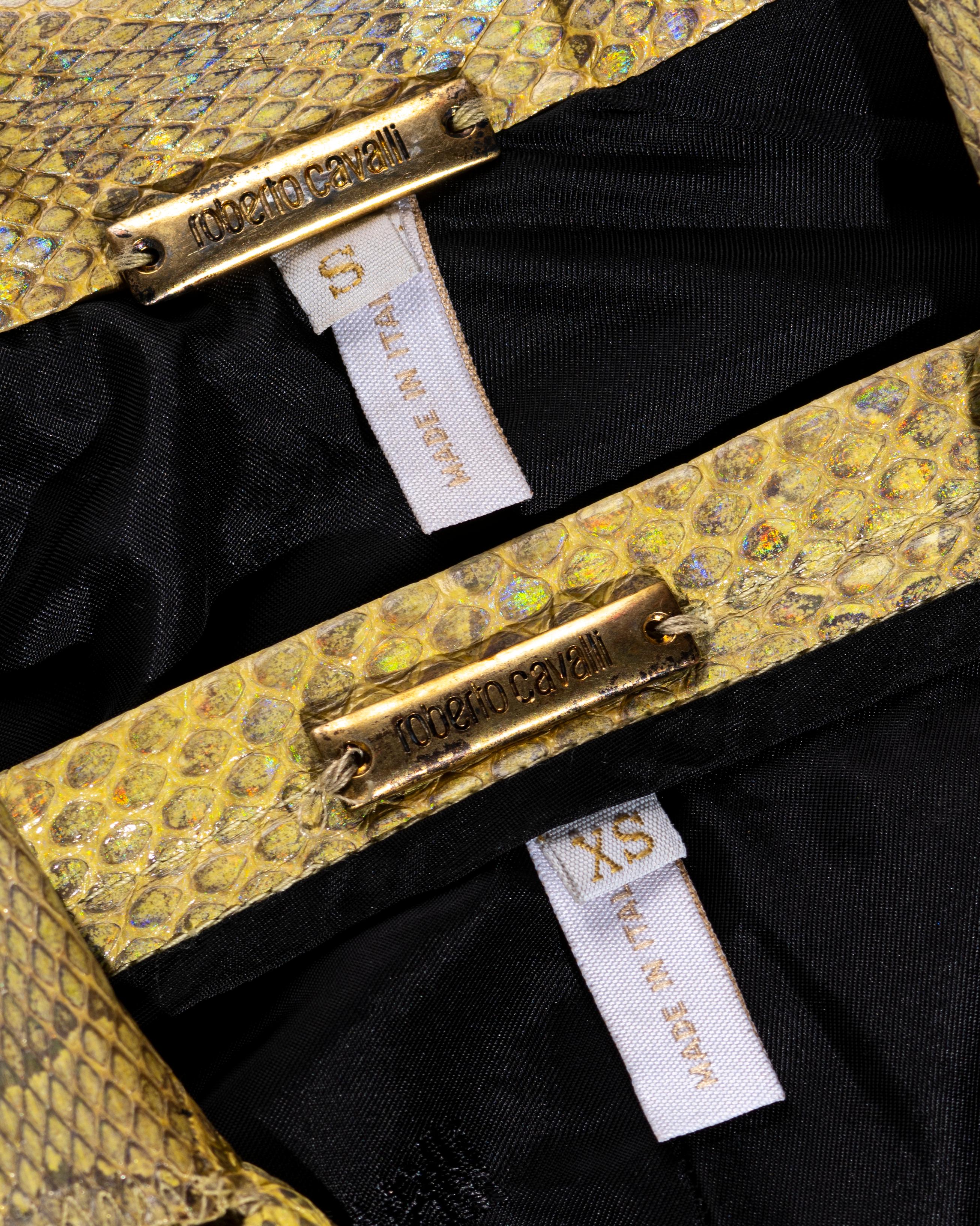 Roberto Cavalli gelb schillernder Schlangenleder-Hosenanzug mit Pailletten, ss 2001 im Angebot 8