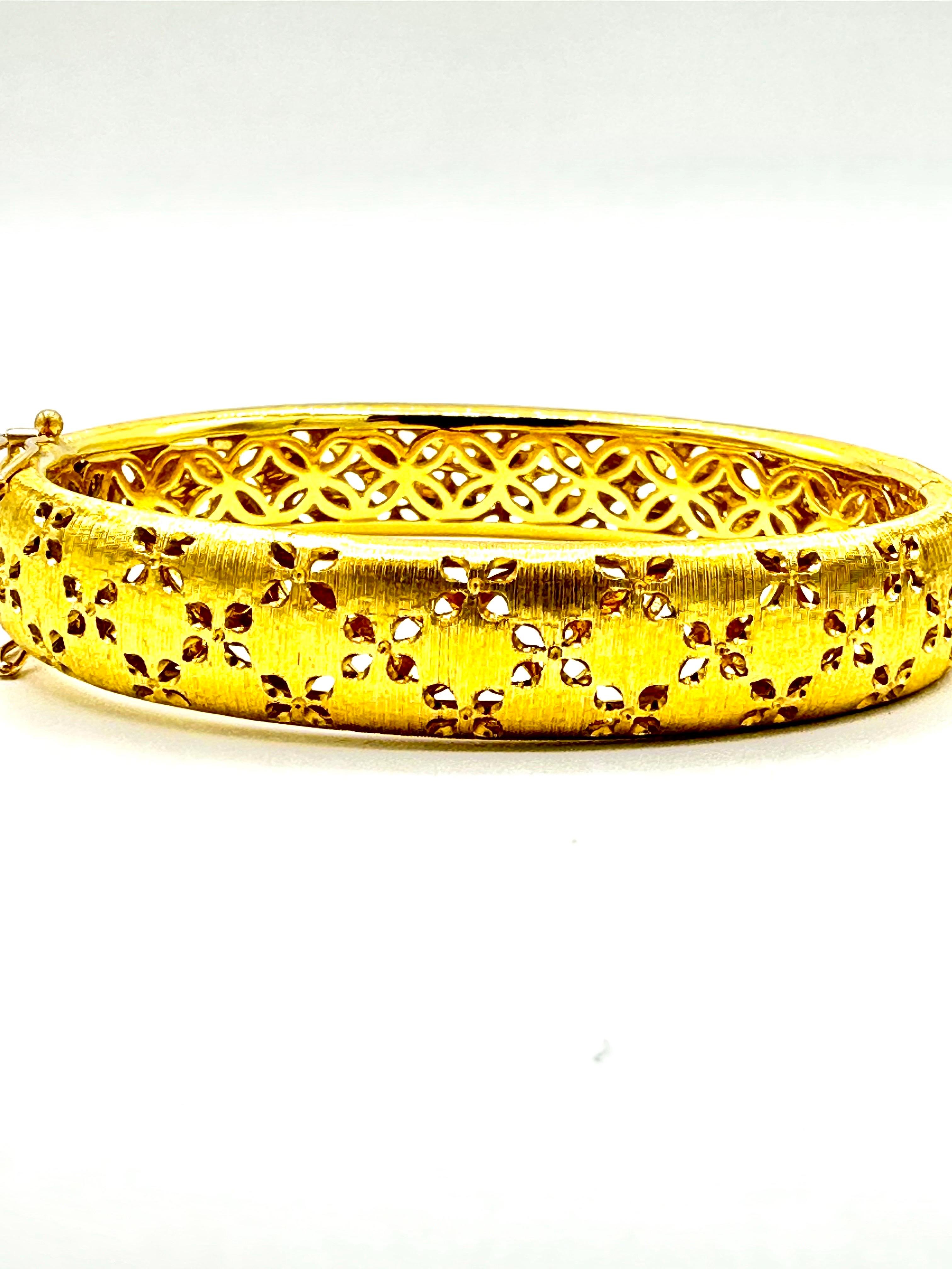 Roberto Coin Bracelet jonc en or jaune 18 carats et diamants de 0,80 carat en vente 3